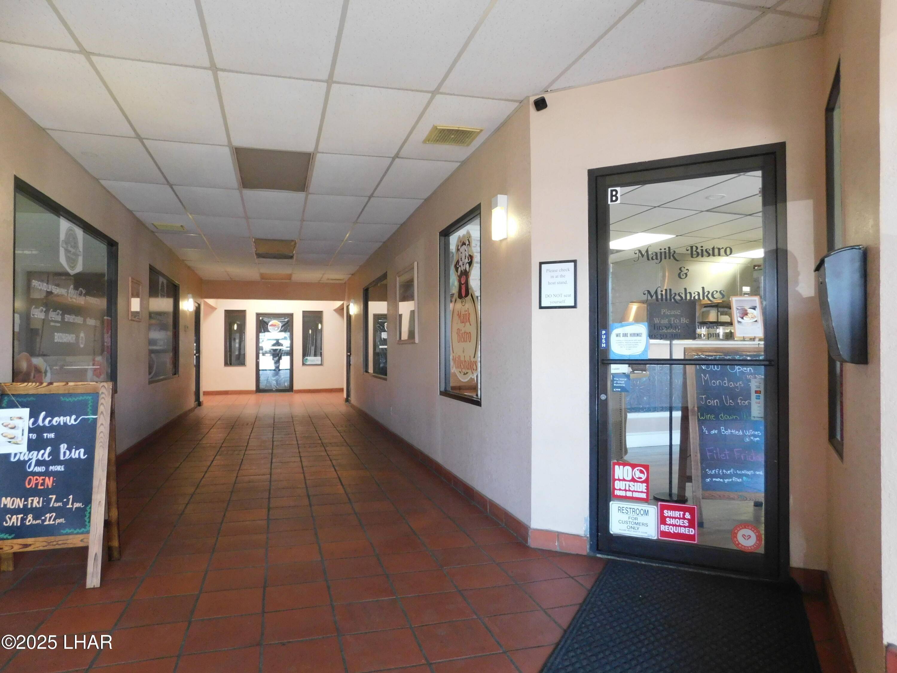 Lake Havasu City, AZ 86403,1960 Mesquite Ave #4