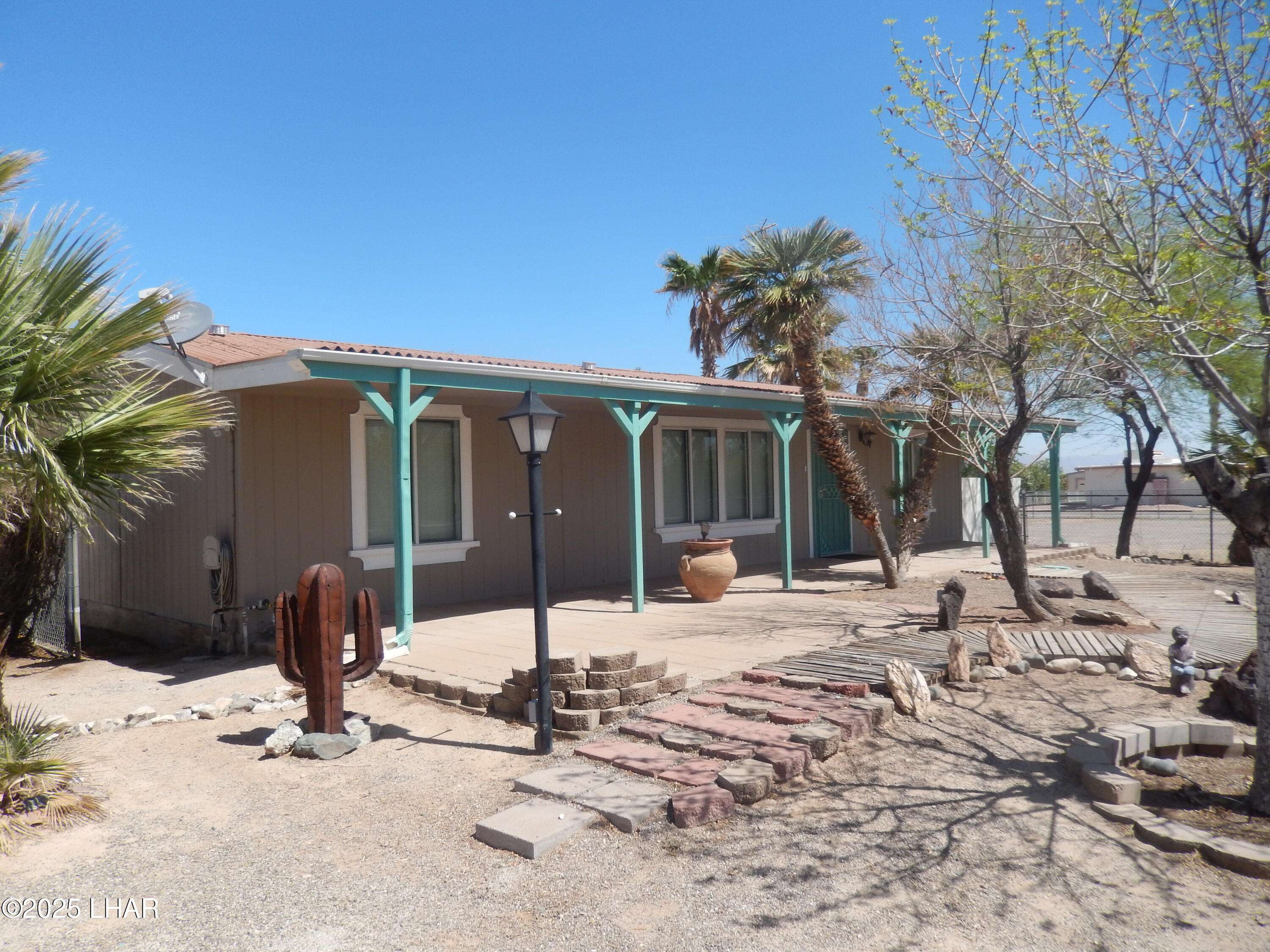 Harcuvar, AZ 85348,64701 Harcuvar Dr