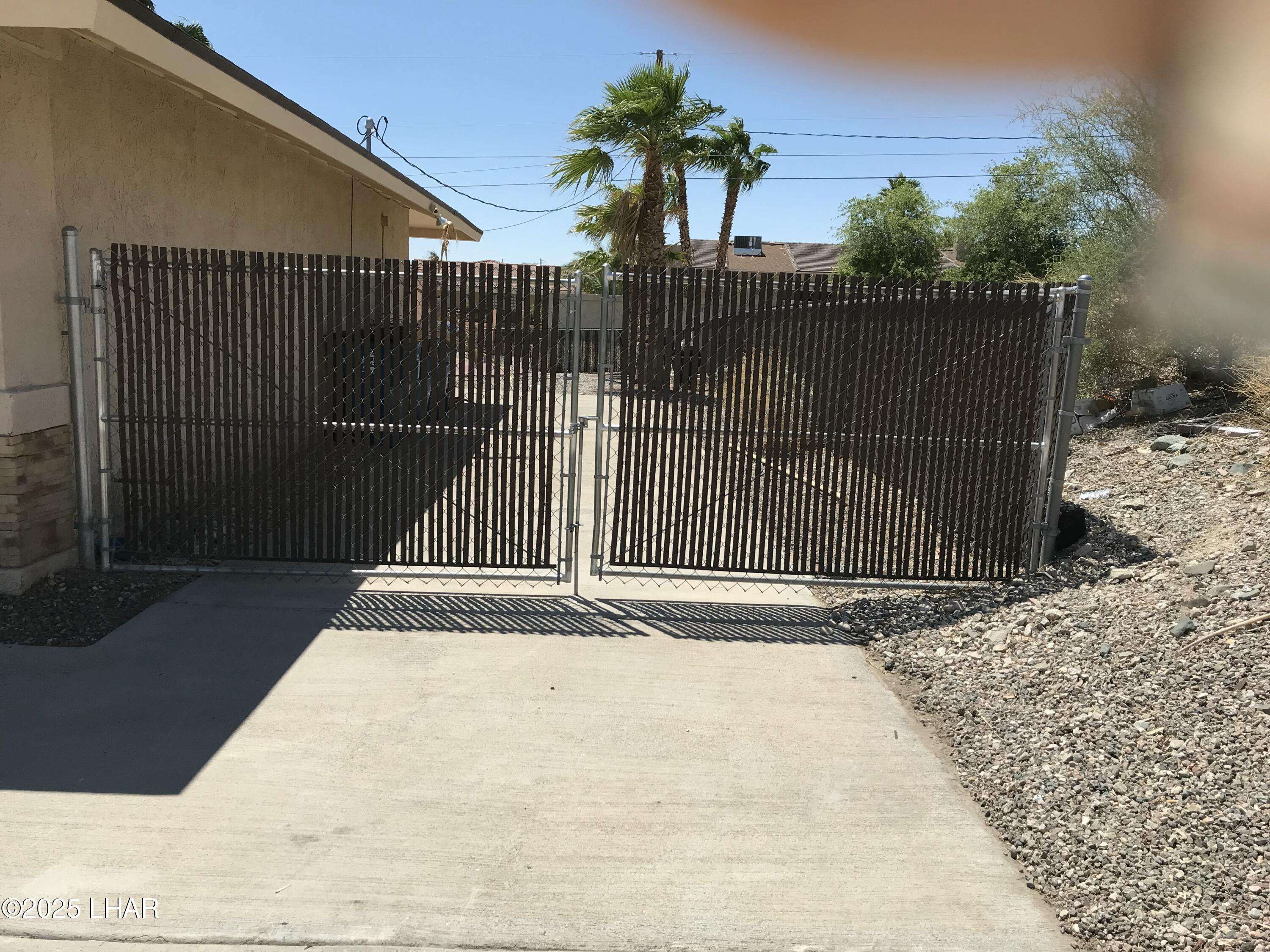 Lake Havasu City, AZ 86404,3969 Duke Dr