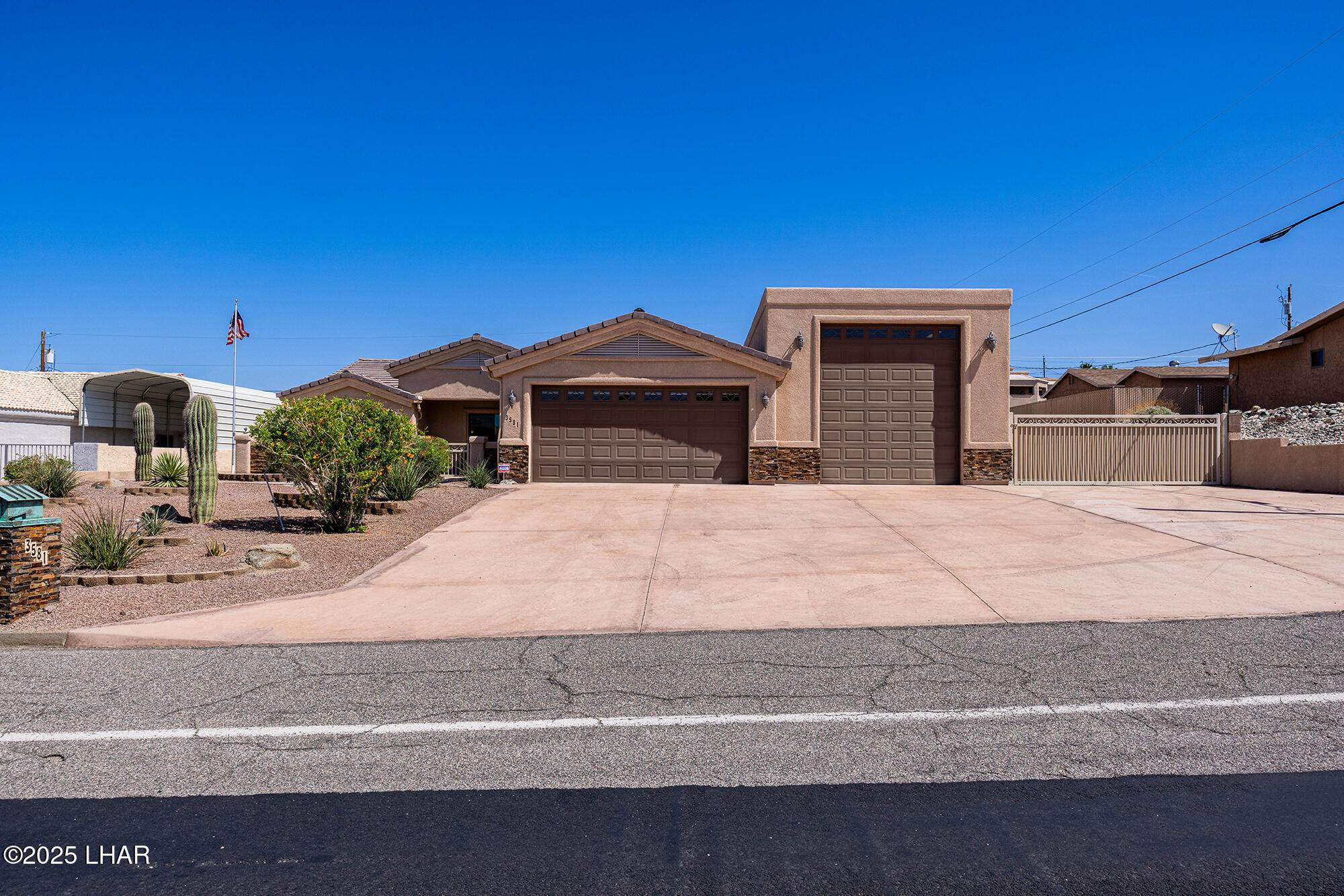 Lake Havasu City, AZ 86404,3581 N Kiowa Blvd