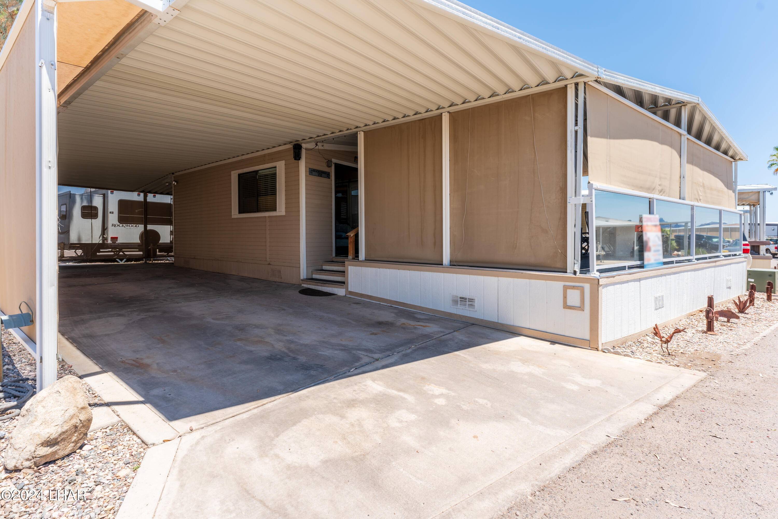 Lake Havasu City, AZ 86403,555 Beachcomber Blvd #D28