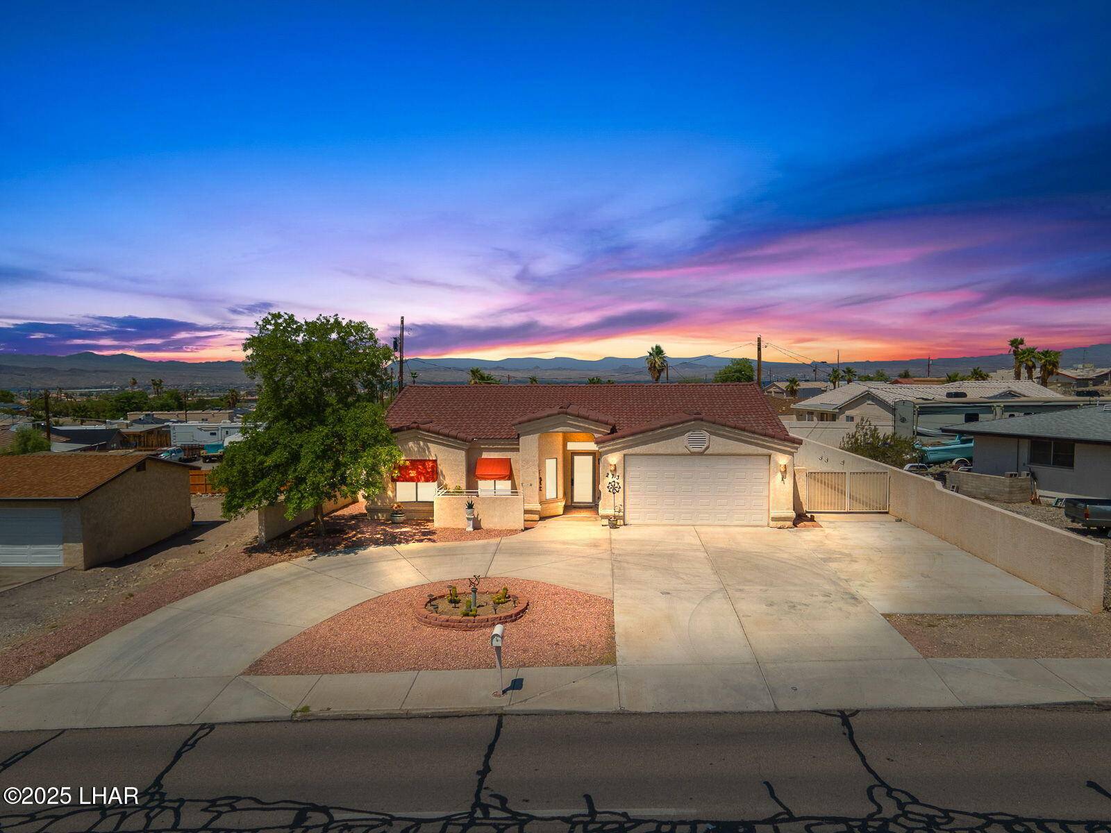 Lake Havasu City, AZ 86403,273 Acoma Blvd N