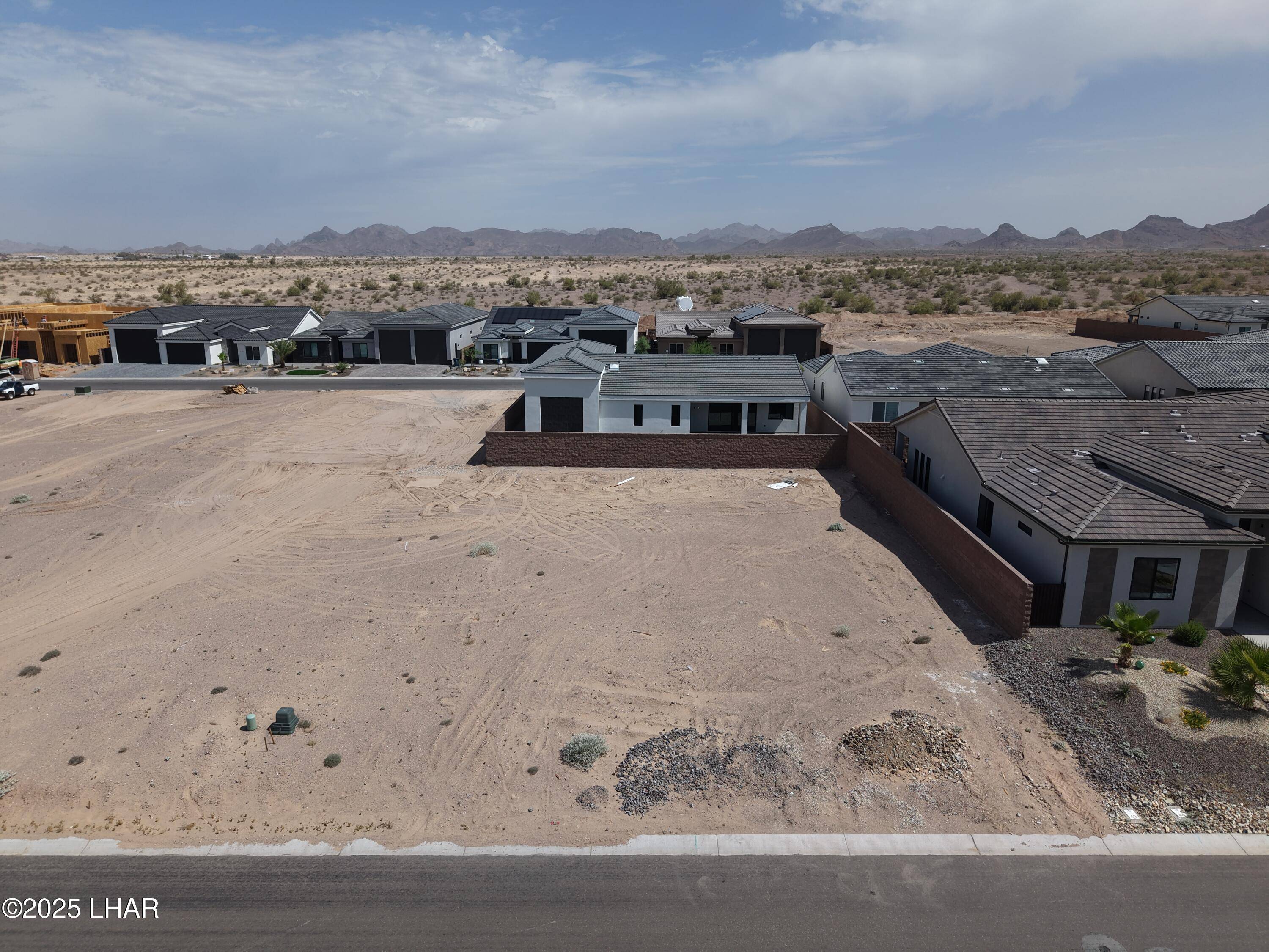 Lake Havasu City, AZ 86404,1651 E Sandra Dr