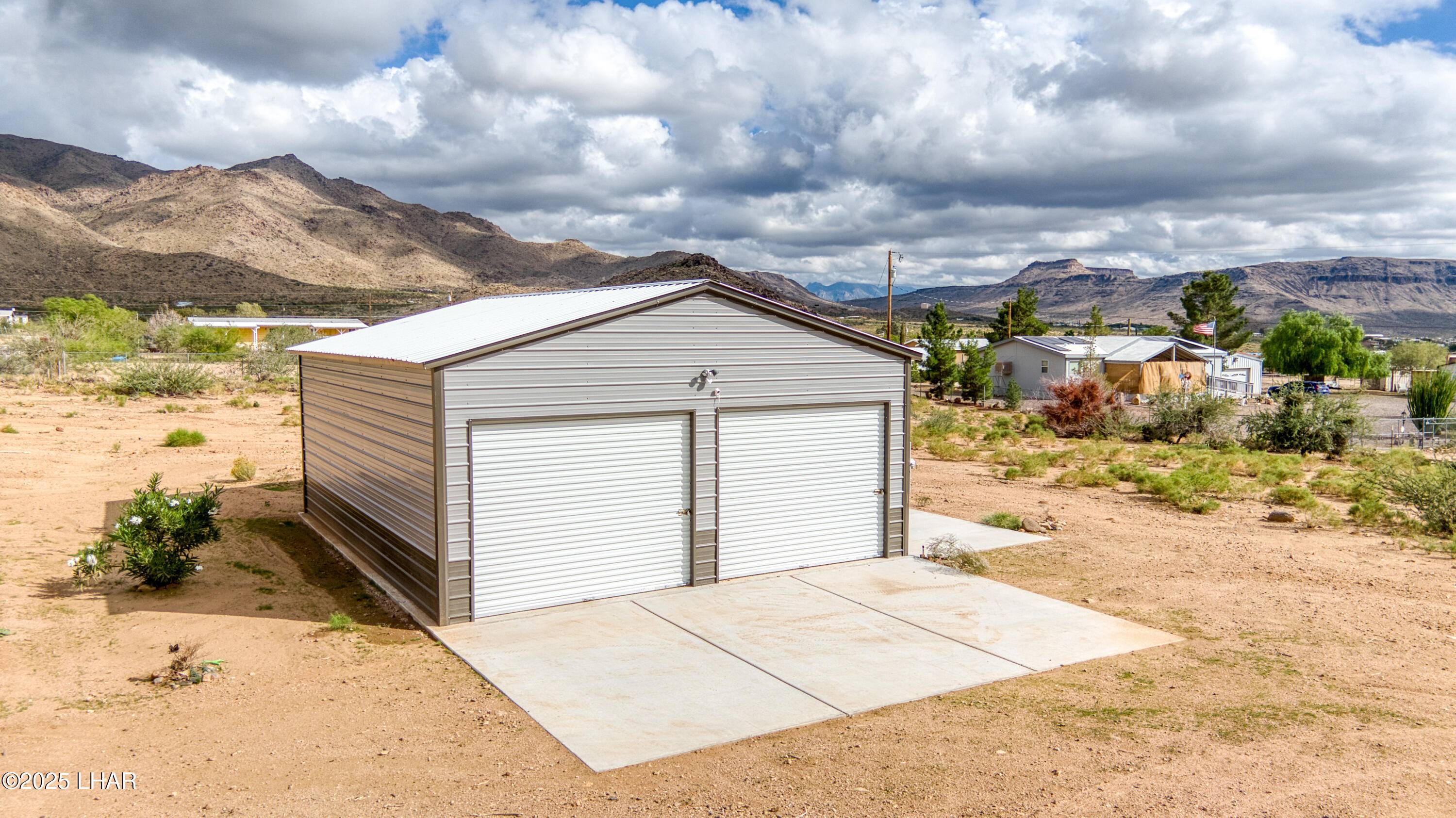 Golden Valley, AZ 86413,3870 N Bouse Rd