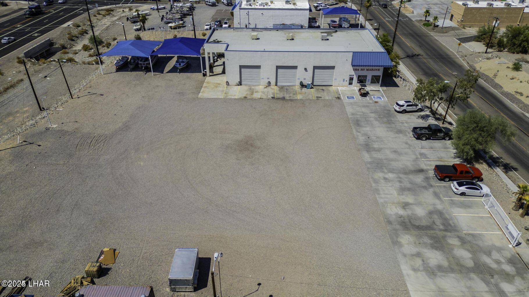 Lake Havasu City, AZ 86403,921 N Lake Havasu Ave N