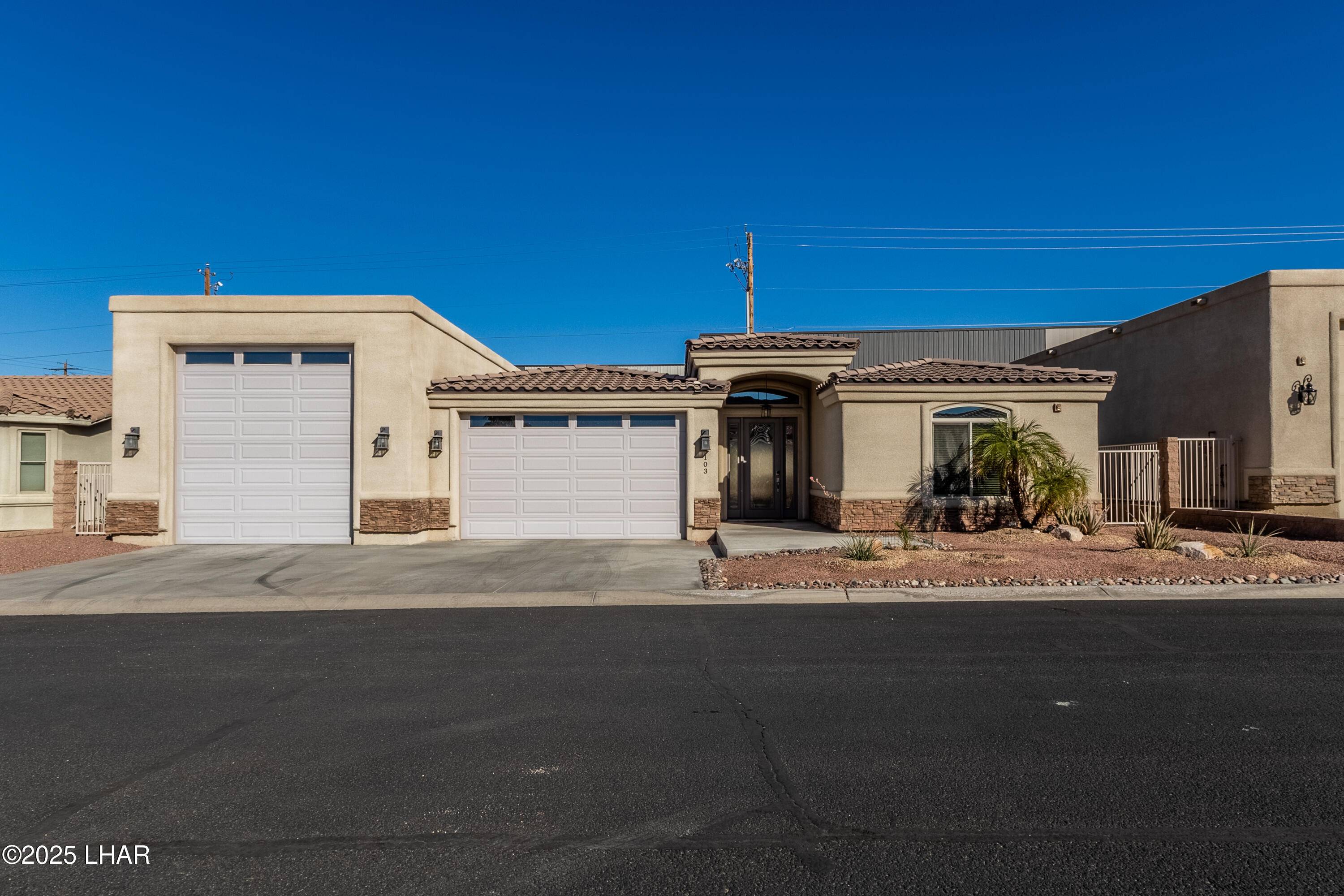 Lake Havasu City, AZ 86406,3192 Oro Grande Blvd #103