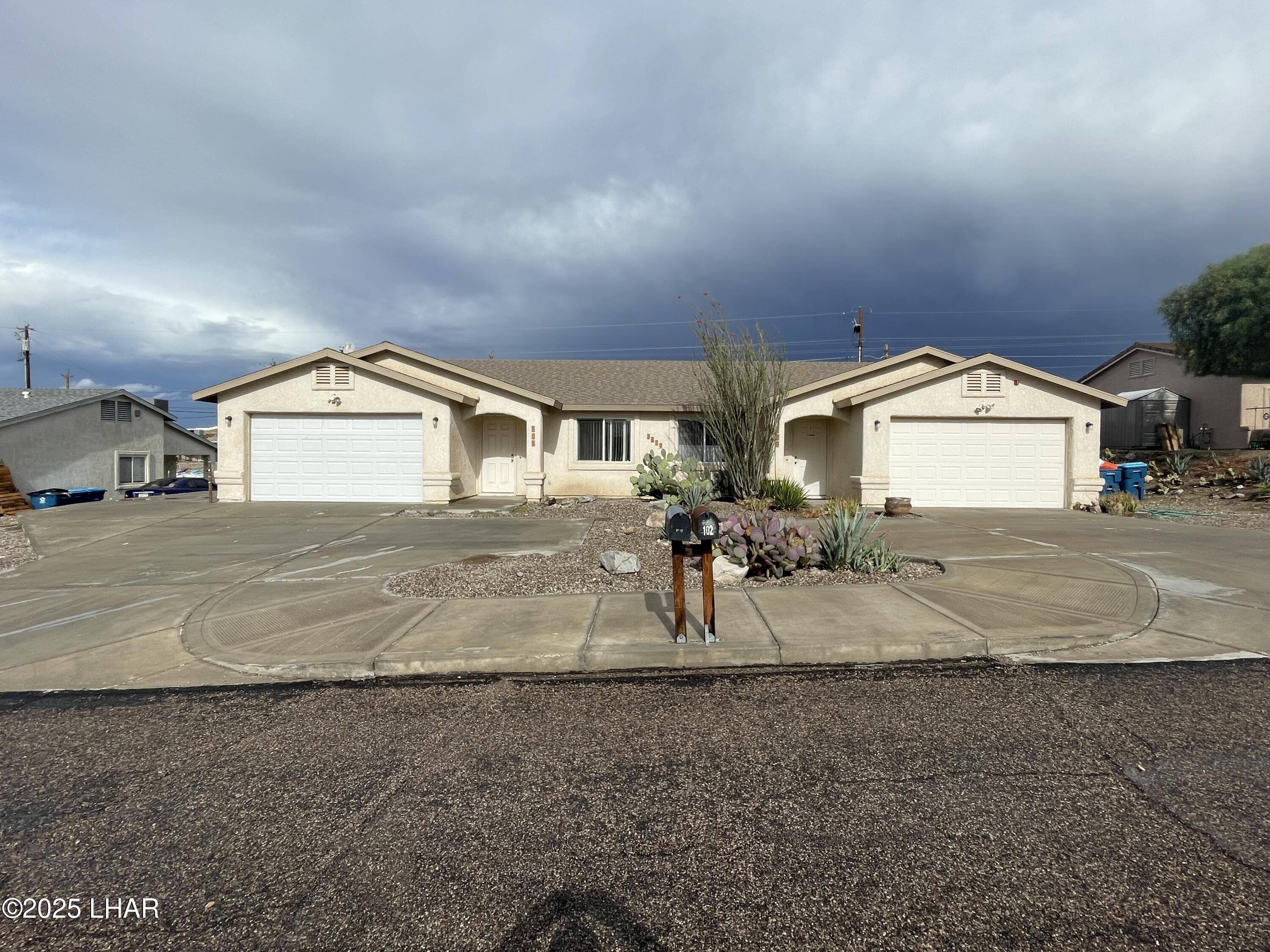 Lake Havasu City, AZ 86404,2825 Palisades Dr #101