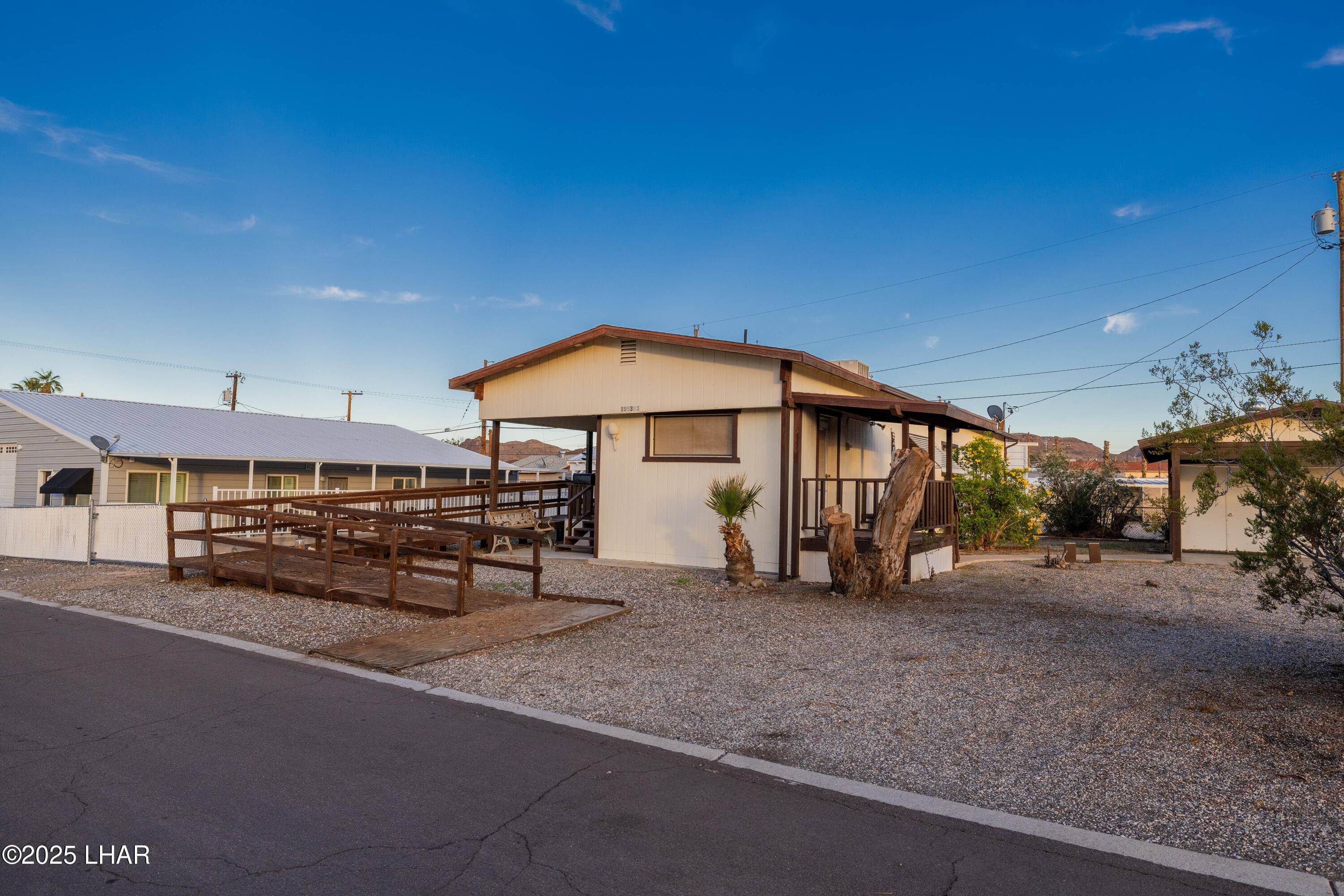 Parker, AZ 85344,10537 Picnic Dr