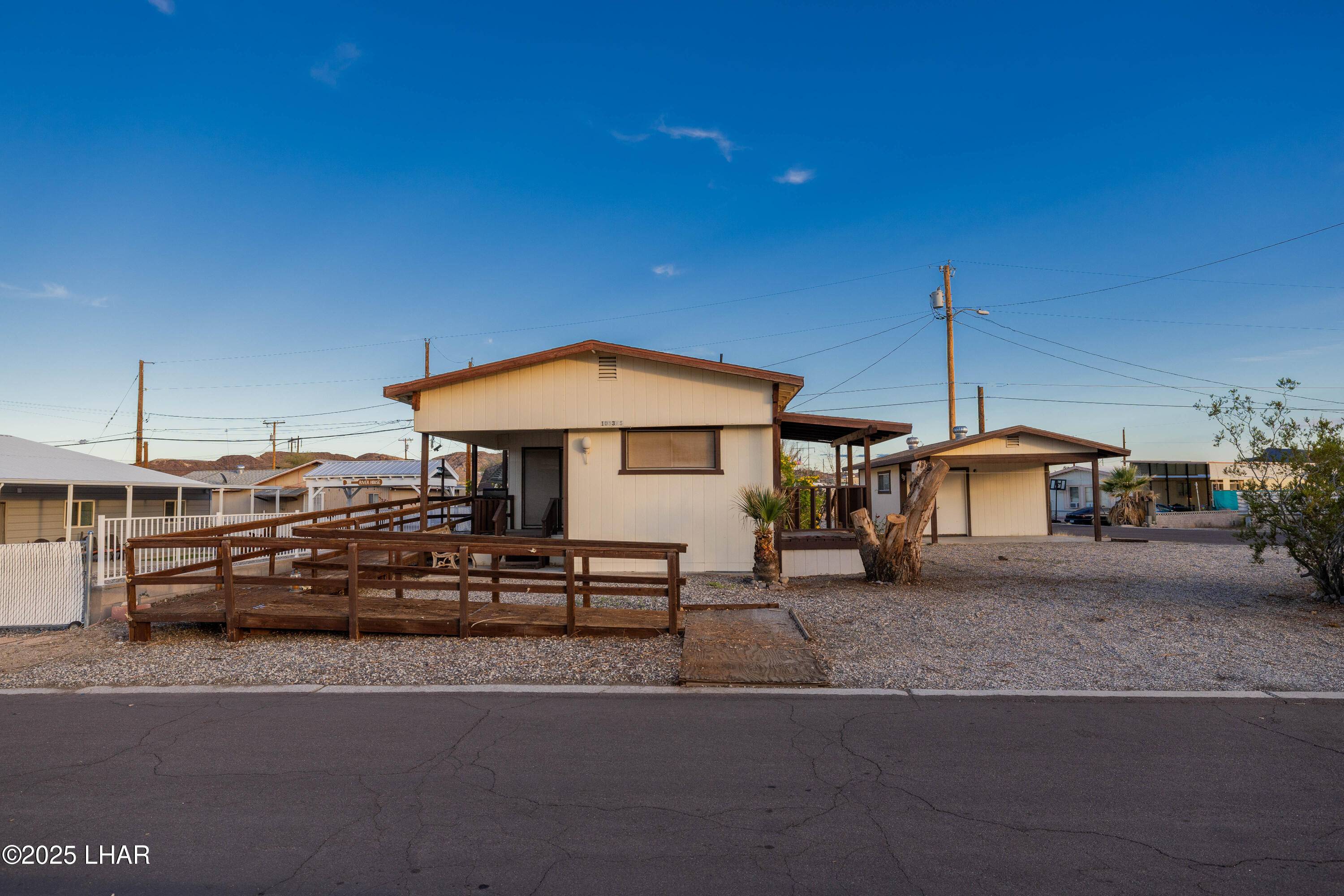 Parker, AZ 85344,10537 Picnic Dr