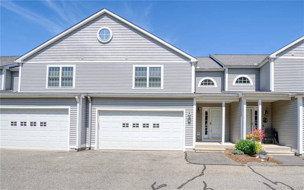 Berlin, CT 06037,4 Canoe Birch Court #4