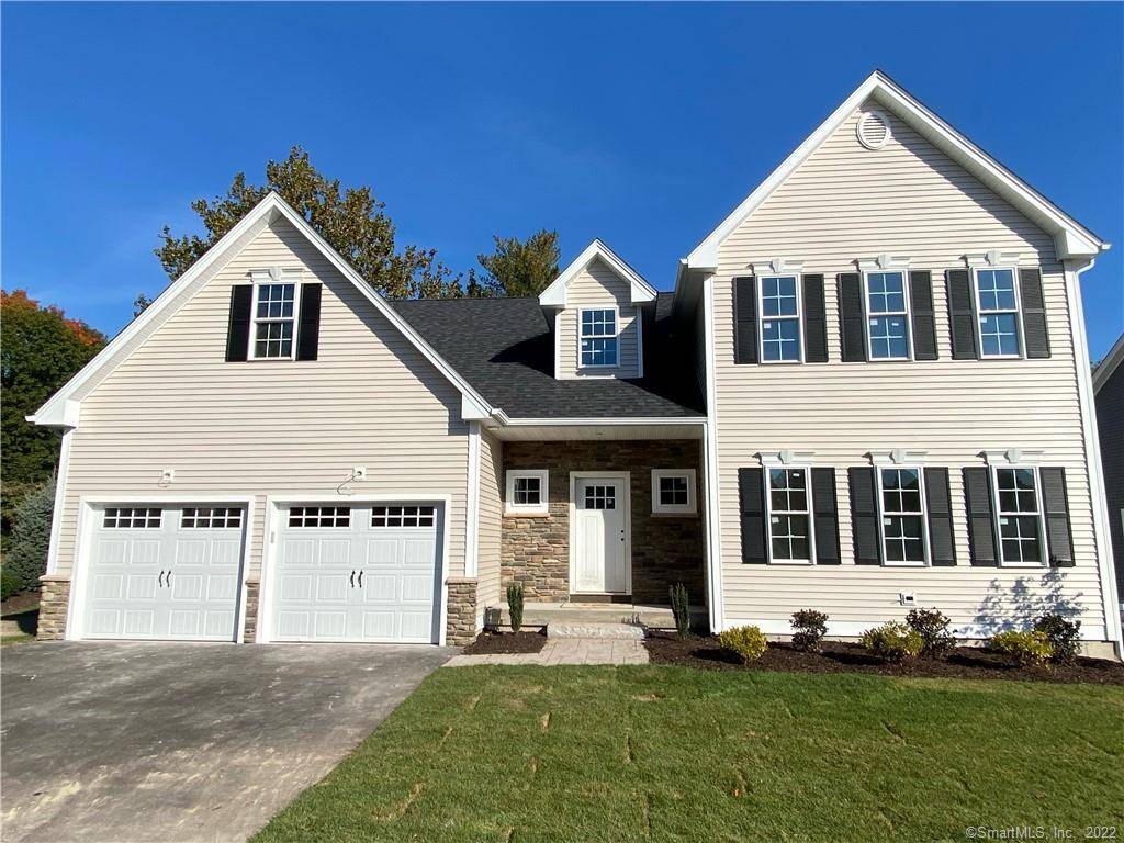 West Hartford, CT 06117,2 Gledhill Lane #1