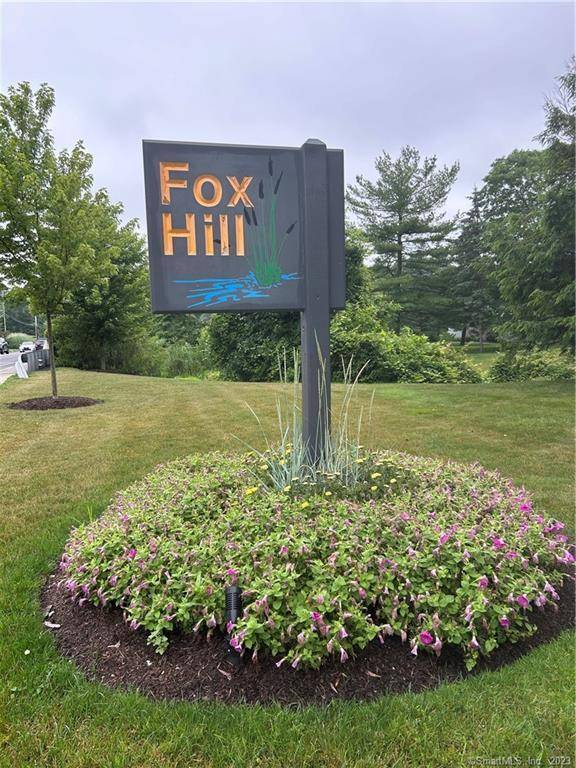 Ridgefield, CT 06877,8 Redwood Lane #8