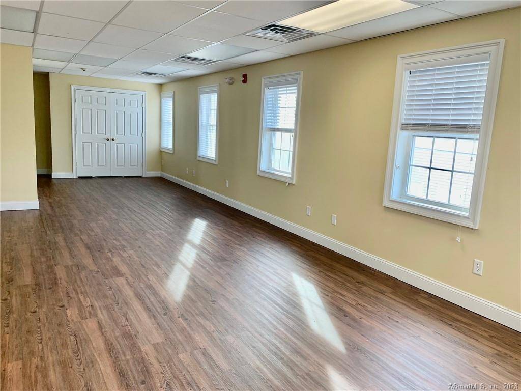 Guilford, CT 06437,620 Boston Post Road