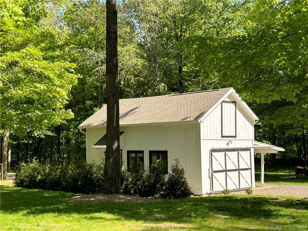 Redding, CT 06896,38 Lonetown Road