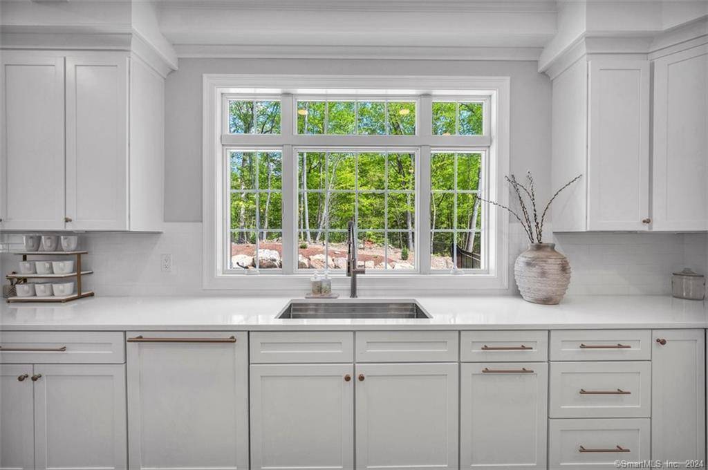 Madison, CT 06443,38 Opening Hill Road