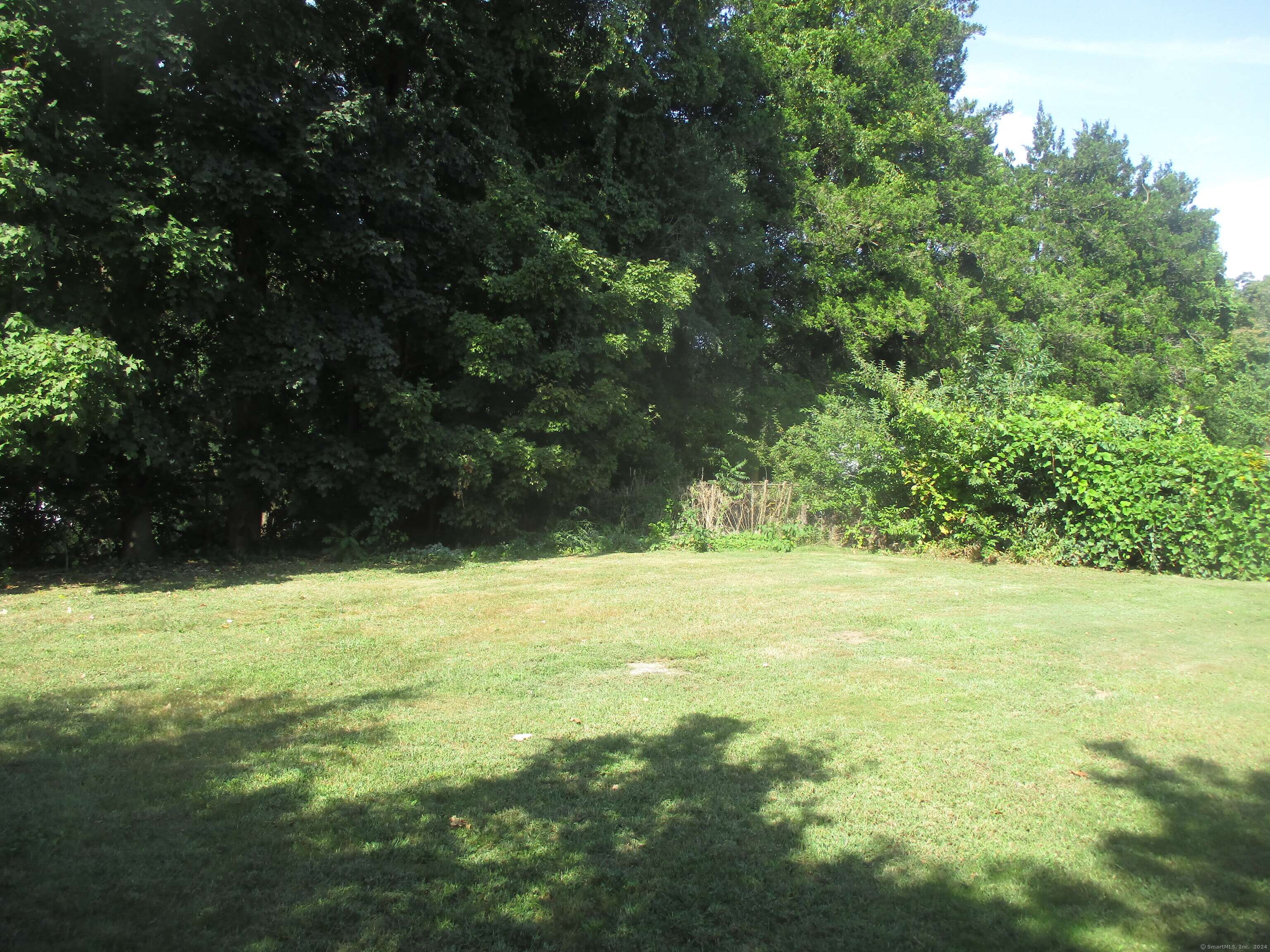 Windsor, CT 06095,281 Mountain Road