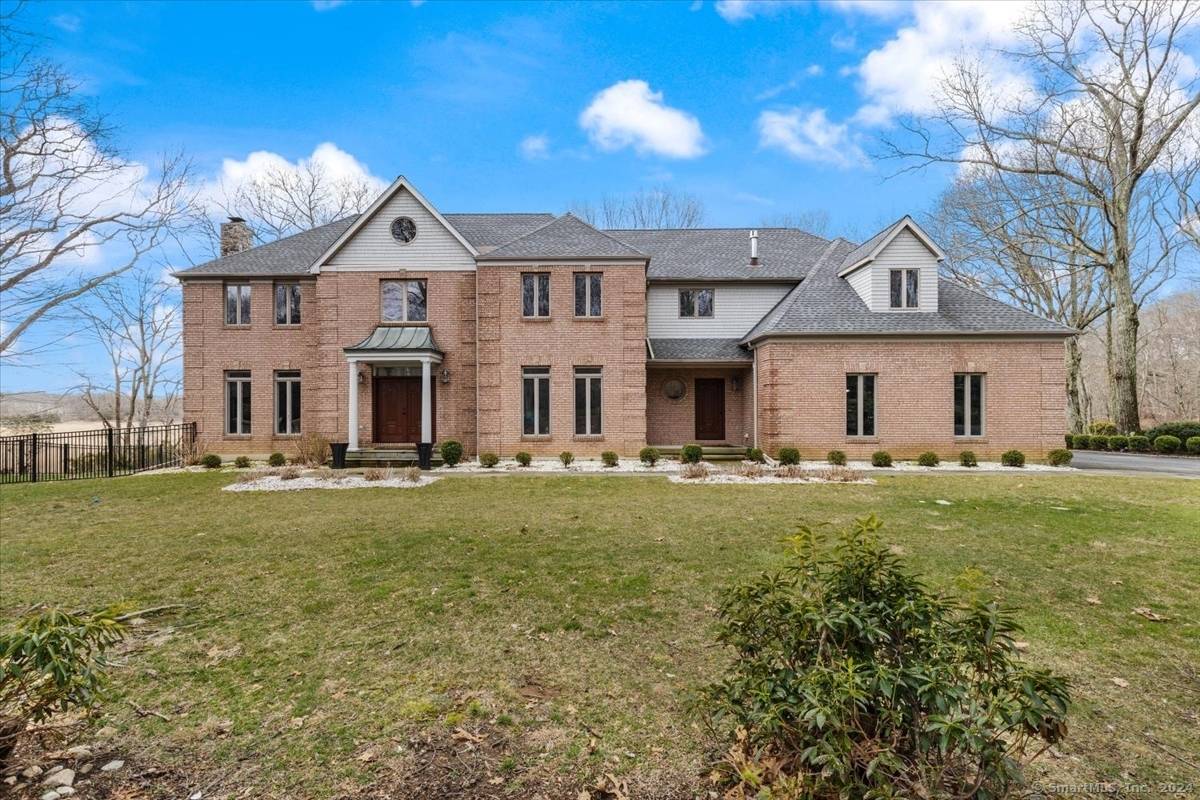 Old Lyme, CT 06371,7 Clarks Lane