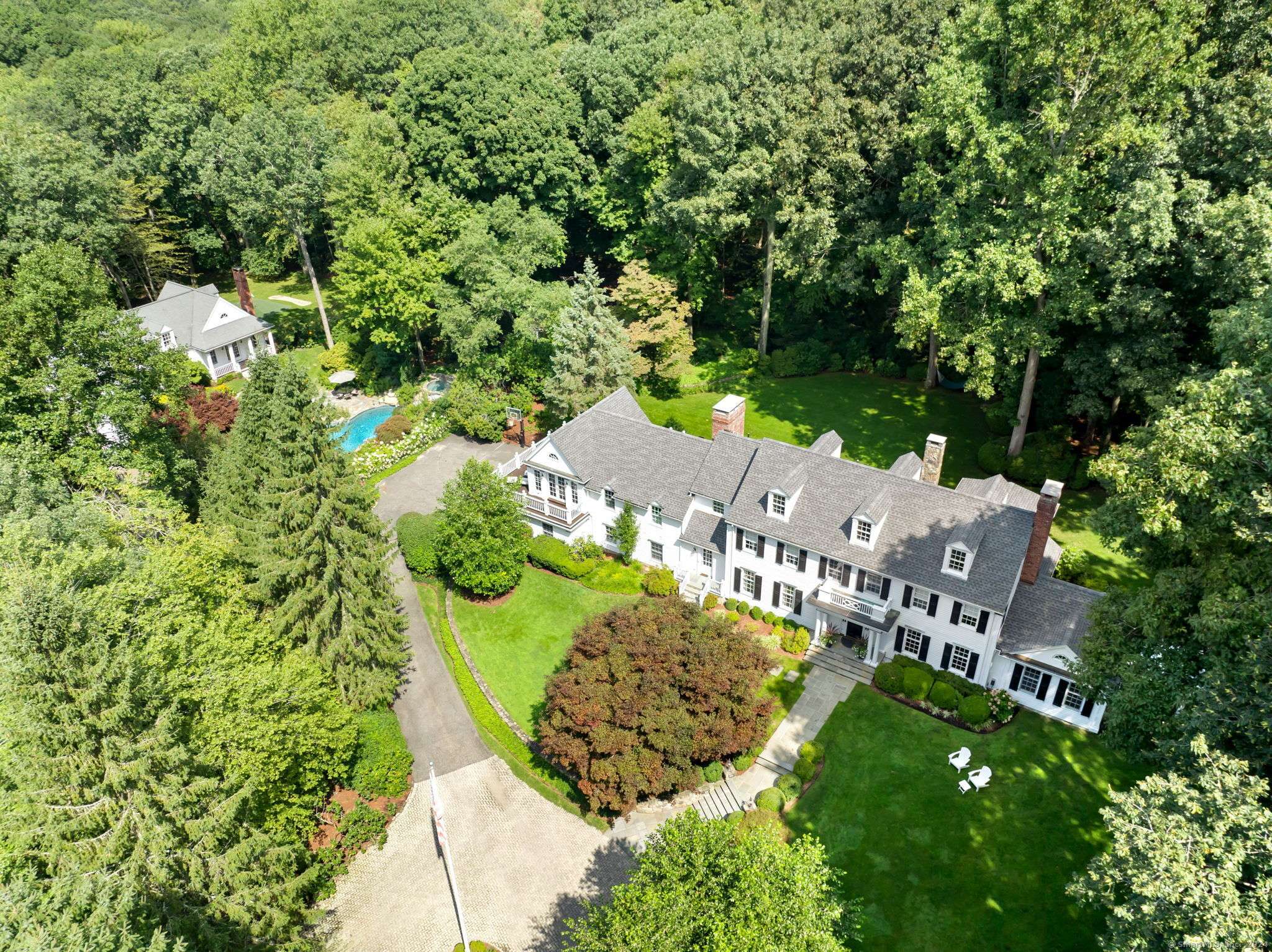 New Canaan, CT 06840,627 Laurel Road