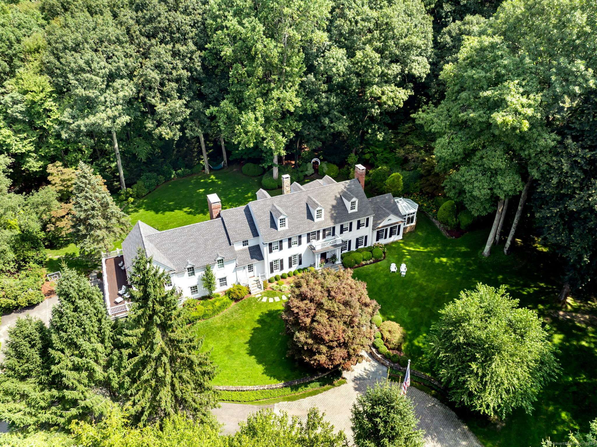 New Canaan, CT 06840,627 Laurel Road