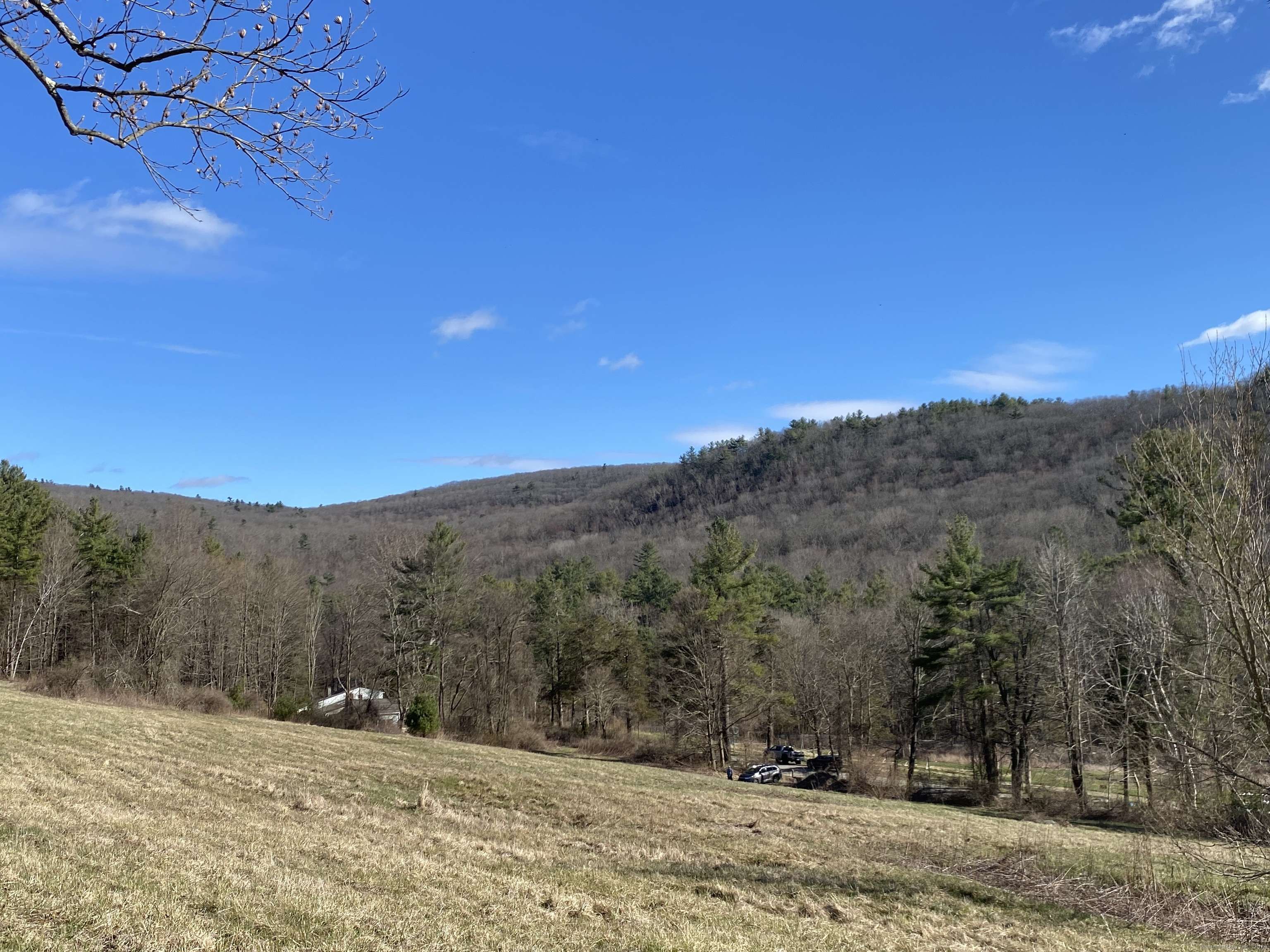 Canaan, CT 06031,198-4 Beebe Hill Road