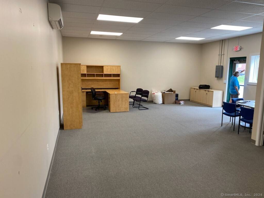 Middletown, CT 06457,134 Main Street Extension #500B