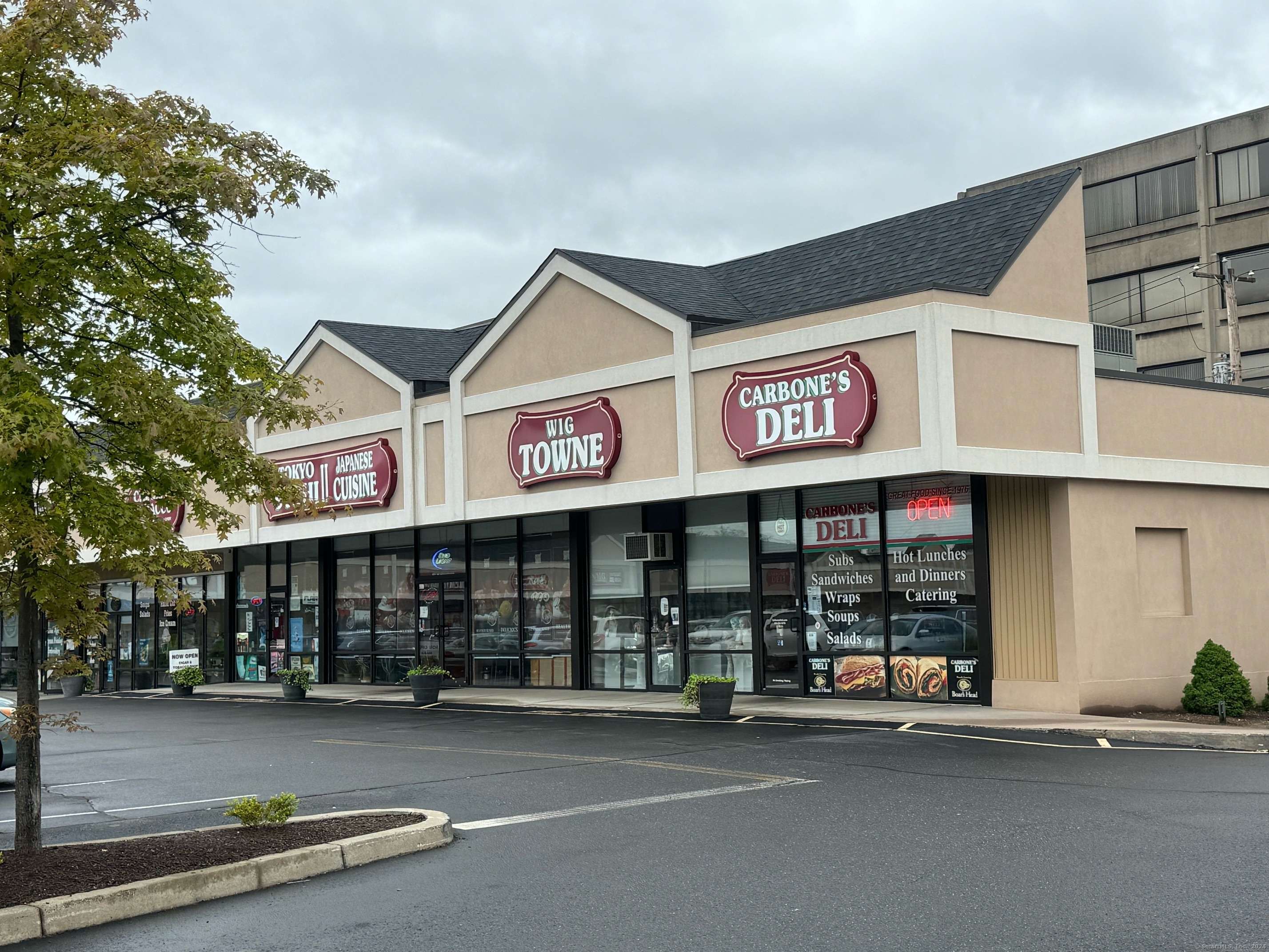 North Haven, CT 06473,117 Washington Avenue