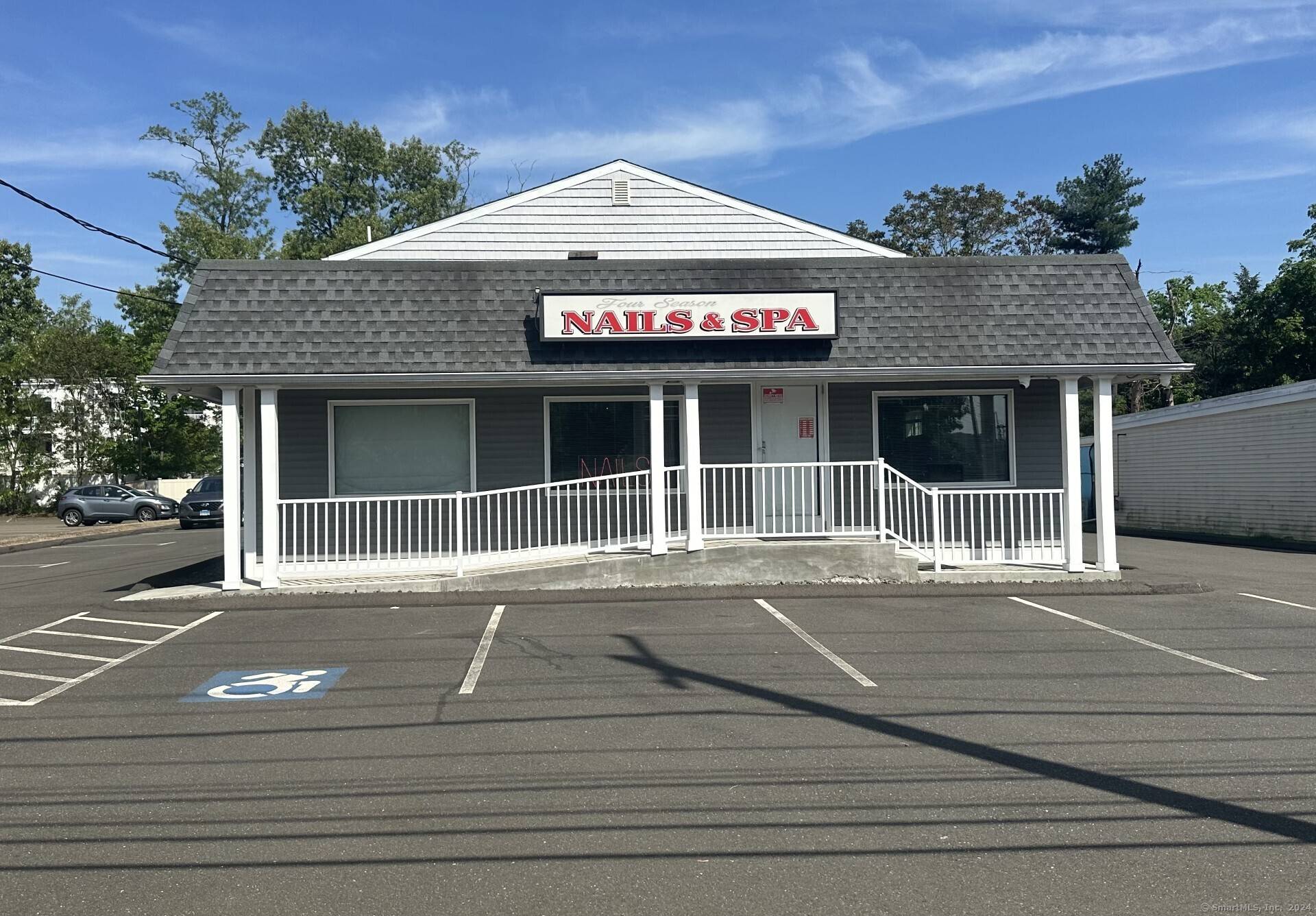 North Haven, CT 06473,500 Washington Avenue #Unit 4