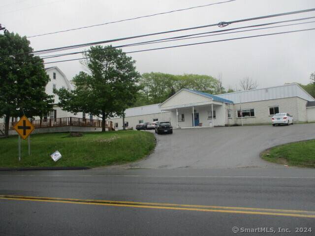 Litchfield, CT 06759,400 Torrington Road