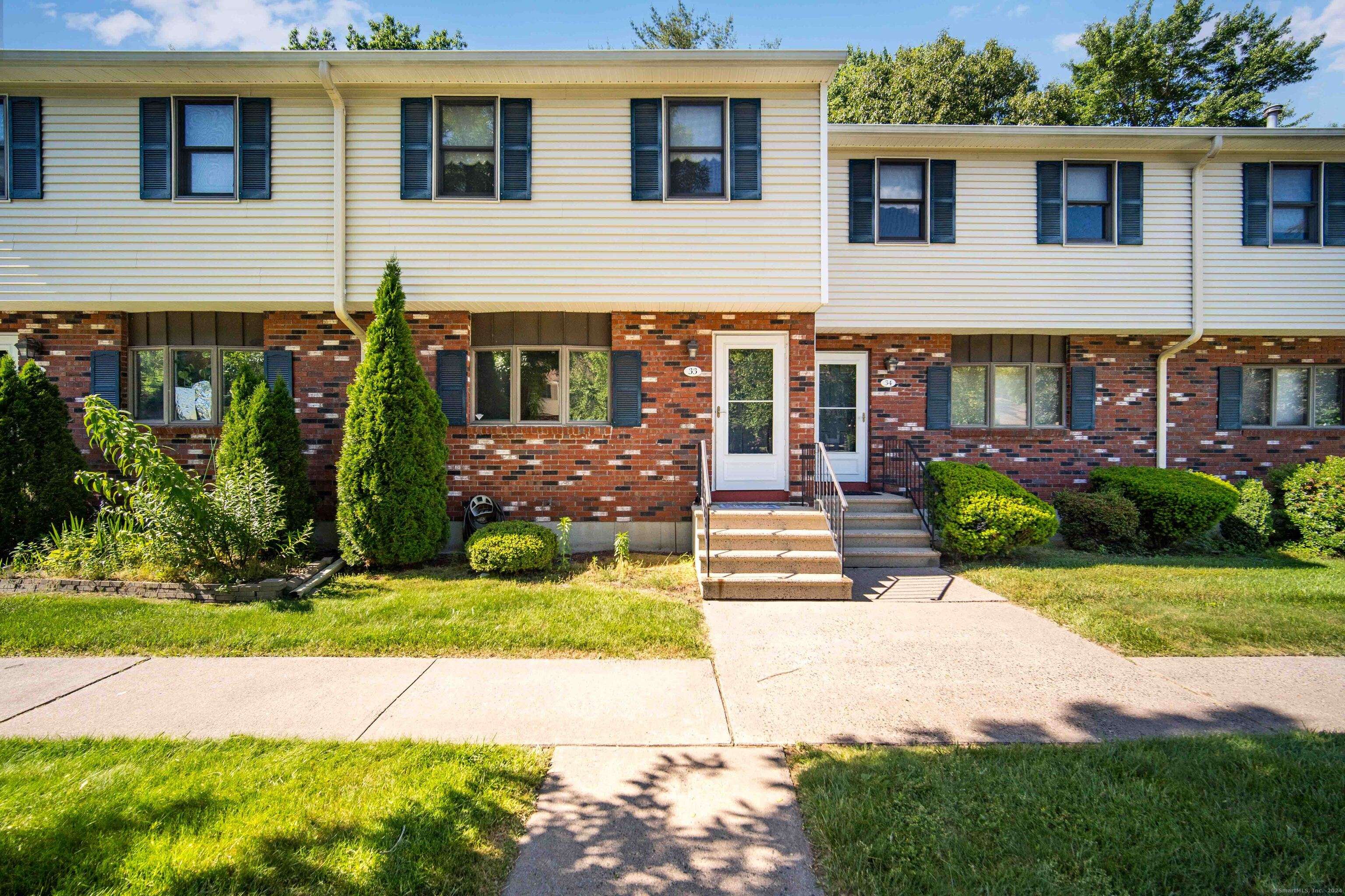 Enfield, CT 06082,33 Brookside Village #33