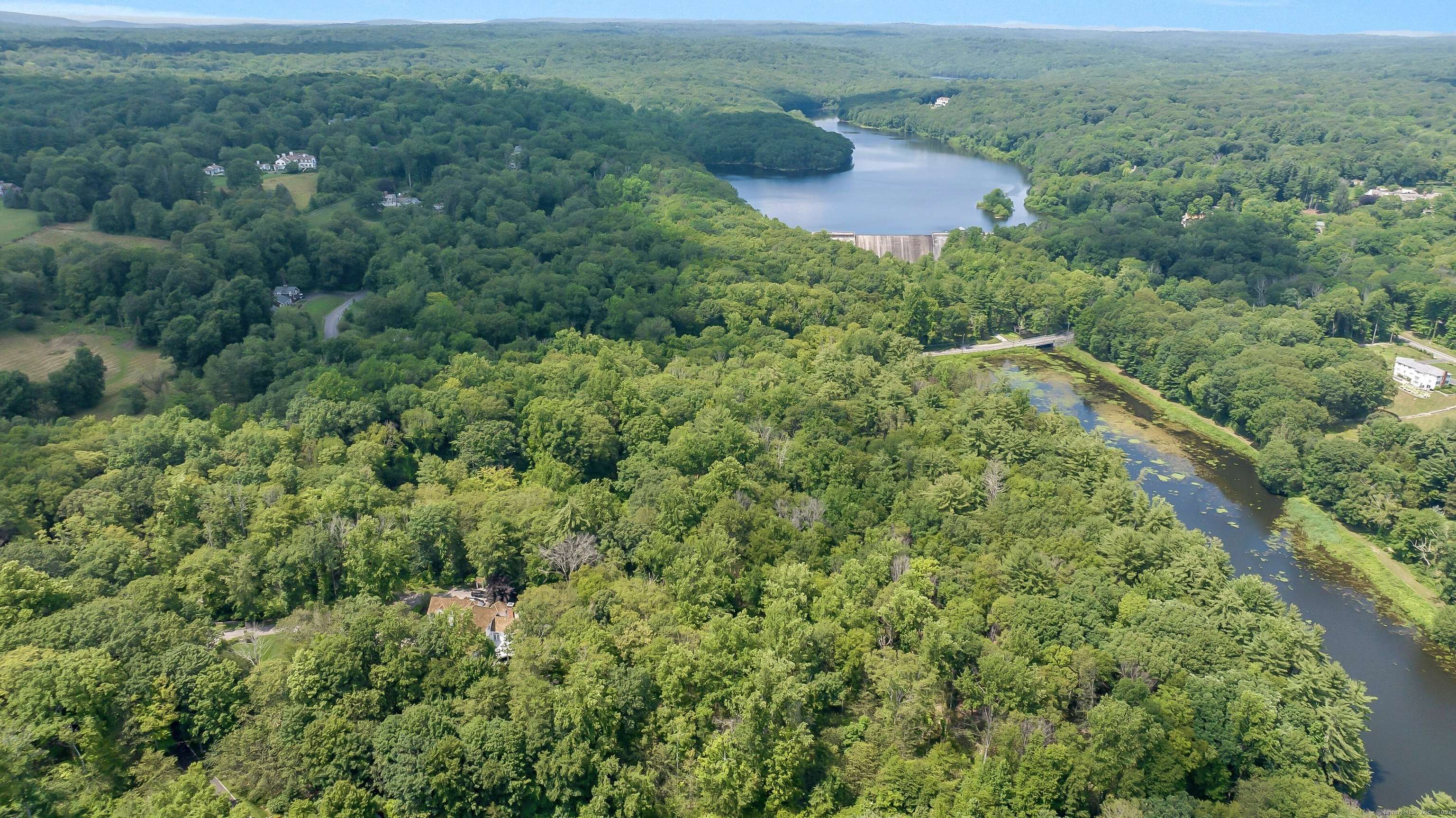New Canaan, CT 06840,533L North Wilton Road