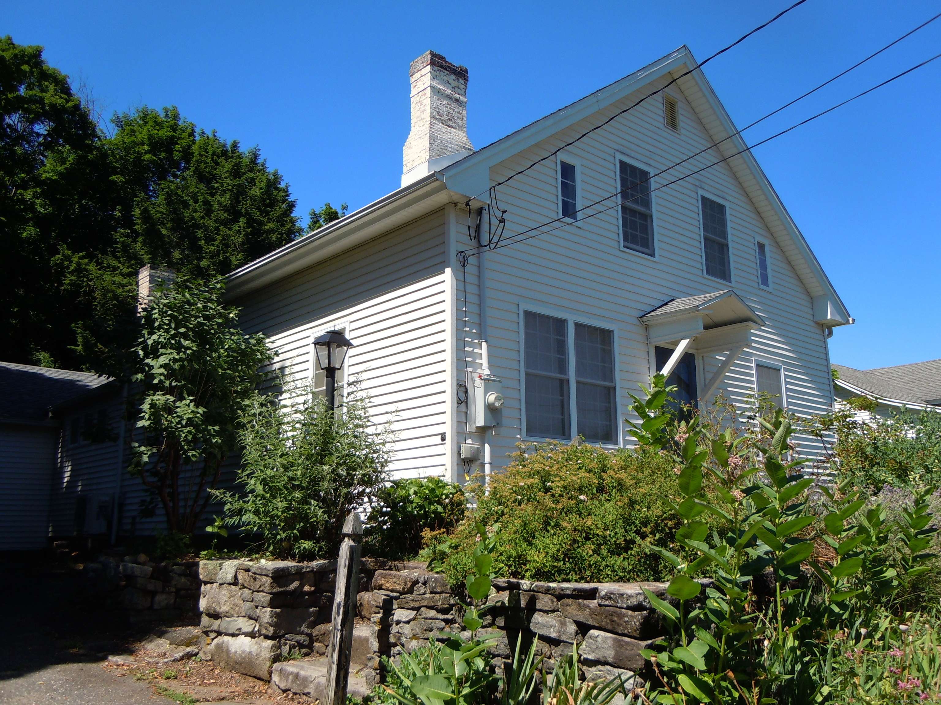 Thomaston, CT 06787,68 Grand Street