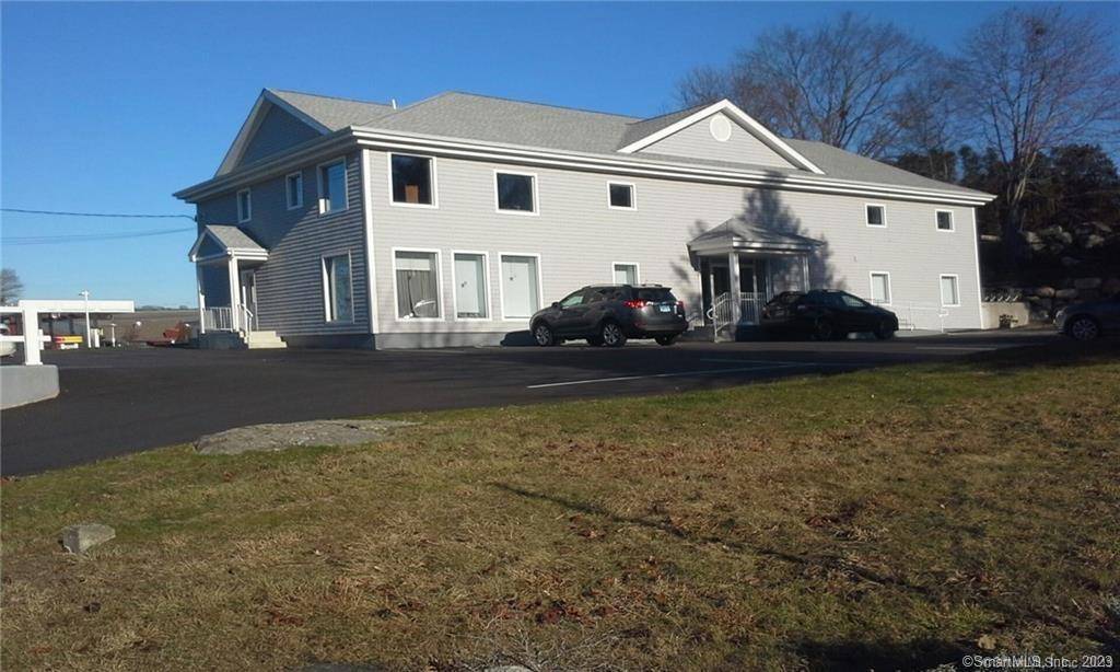 Stonington, CT 06355,232 Greenmanville Avenue #1-07