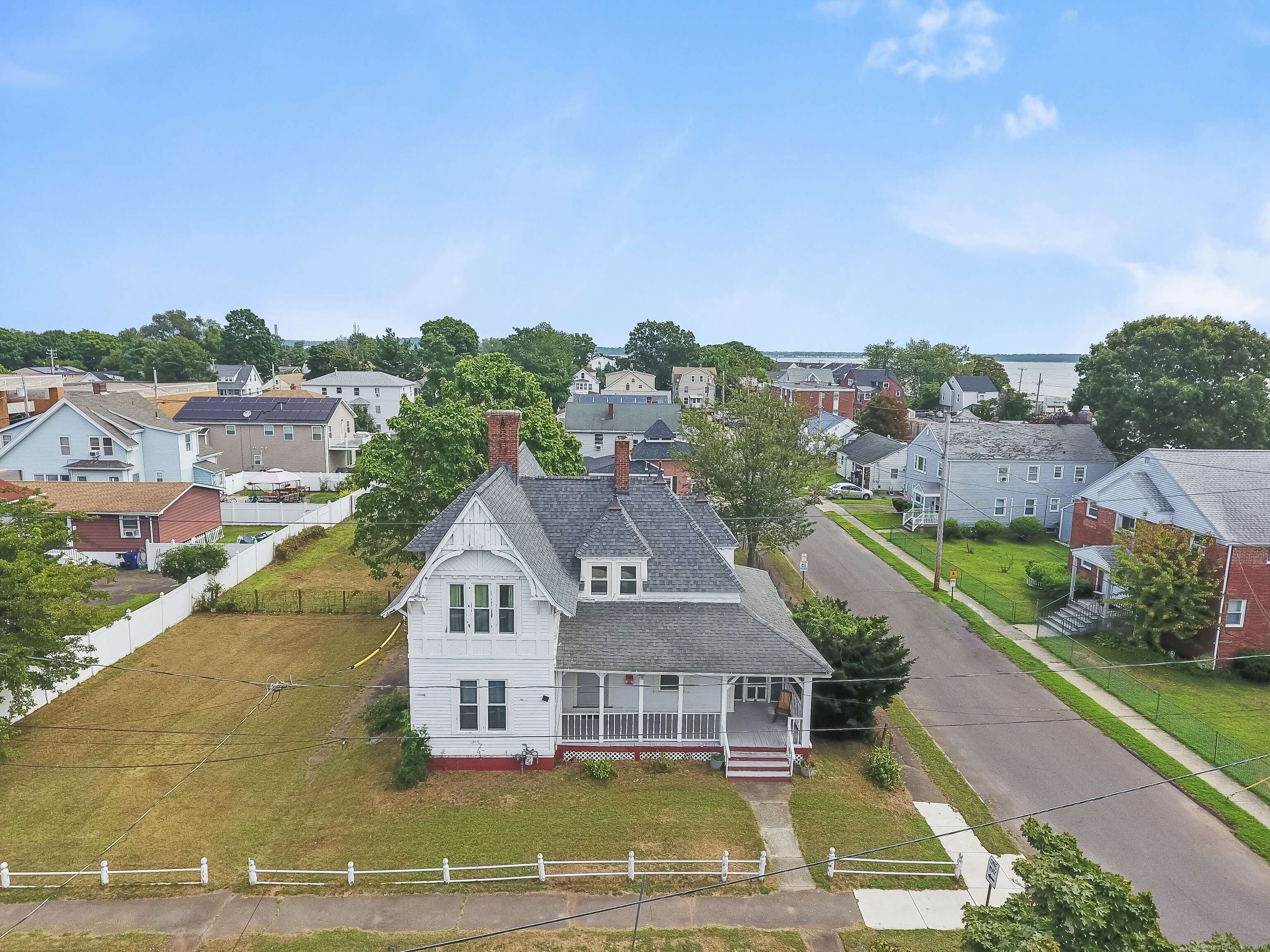 West Haven, CT 06516,35 Peck Avenue