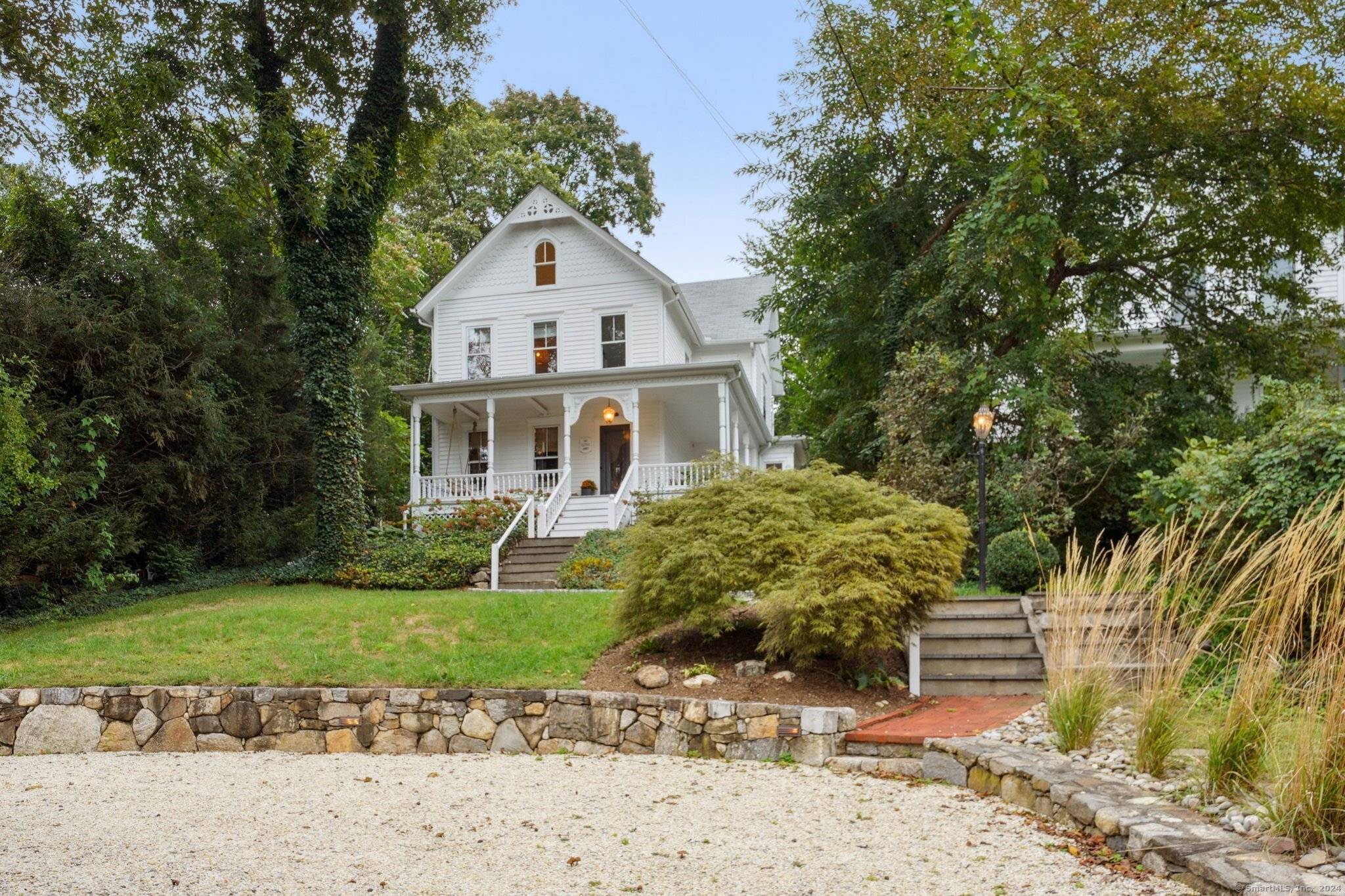 Norwalk, CT 06853,290 Rowayton Avenue
