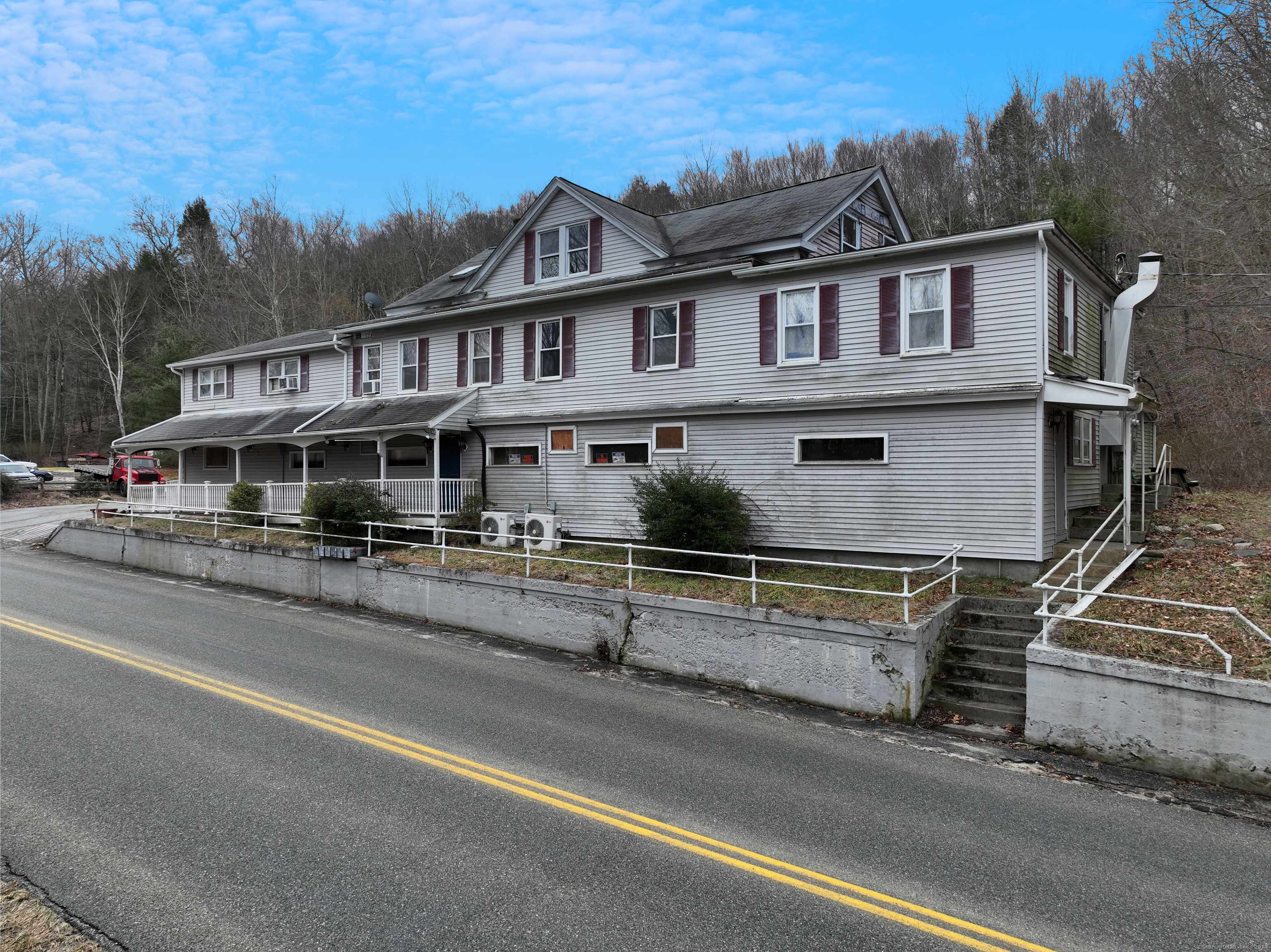 Sprague, CT 06330,241 High Street