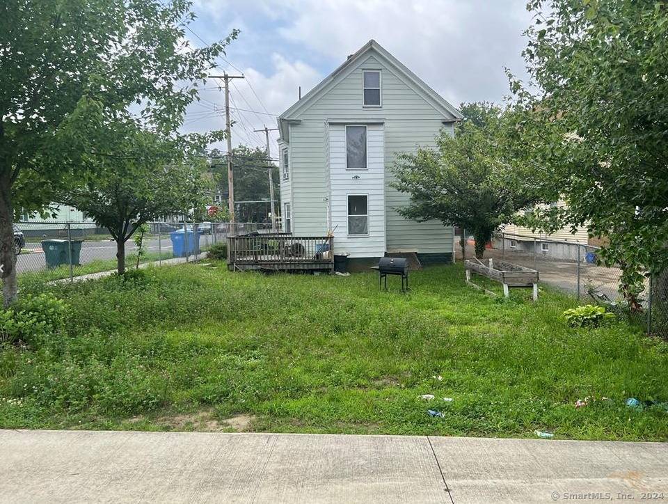 Hamden, CT 06517,253 Goodrich Street