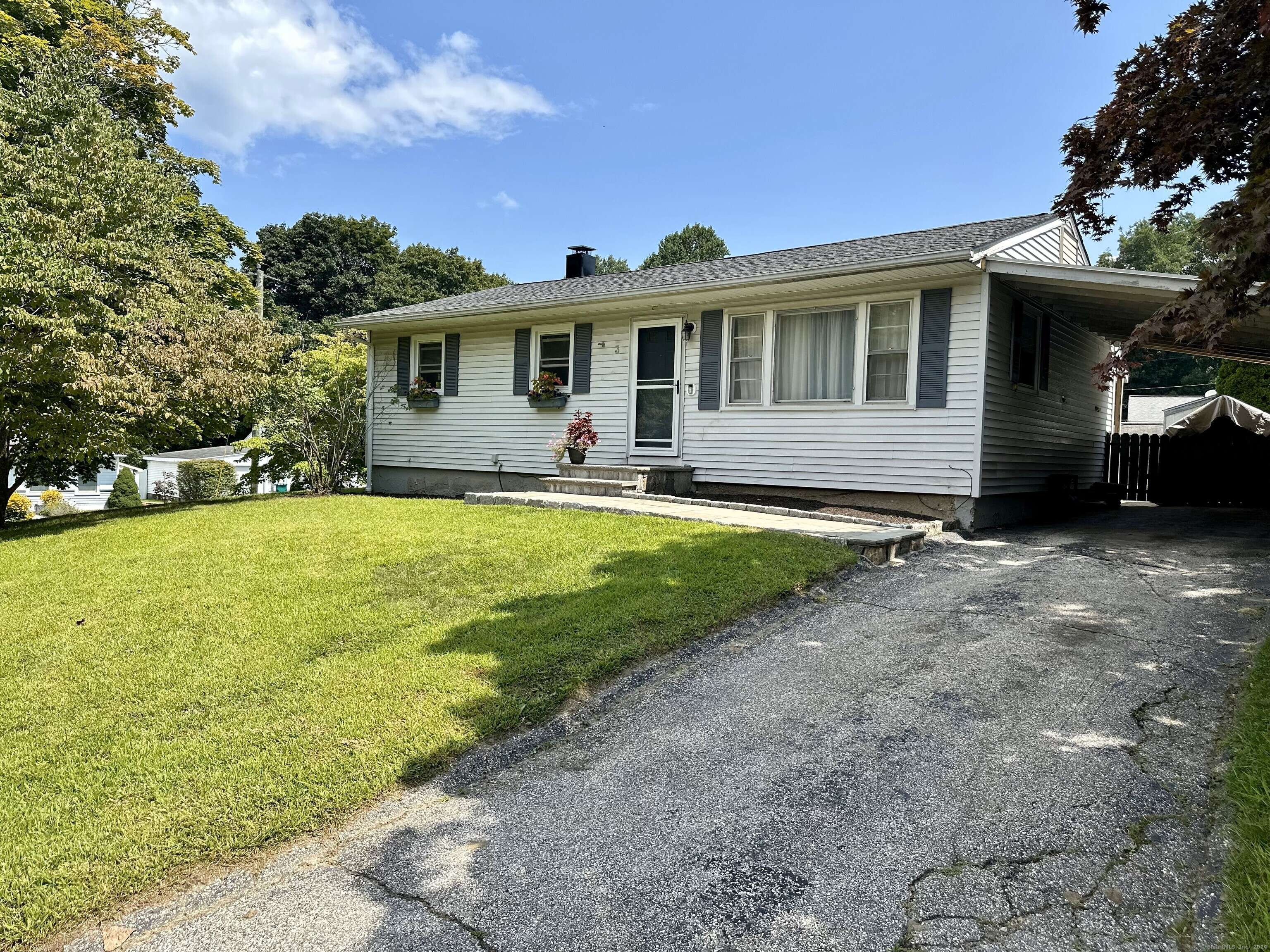 Bethel, CT 06801,3 Midway Drive