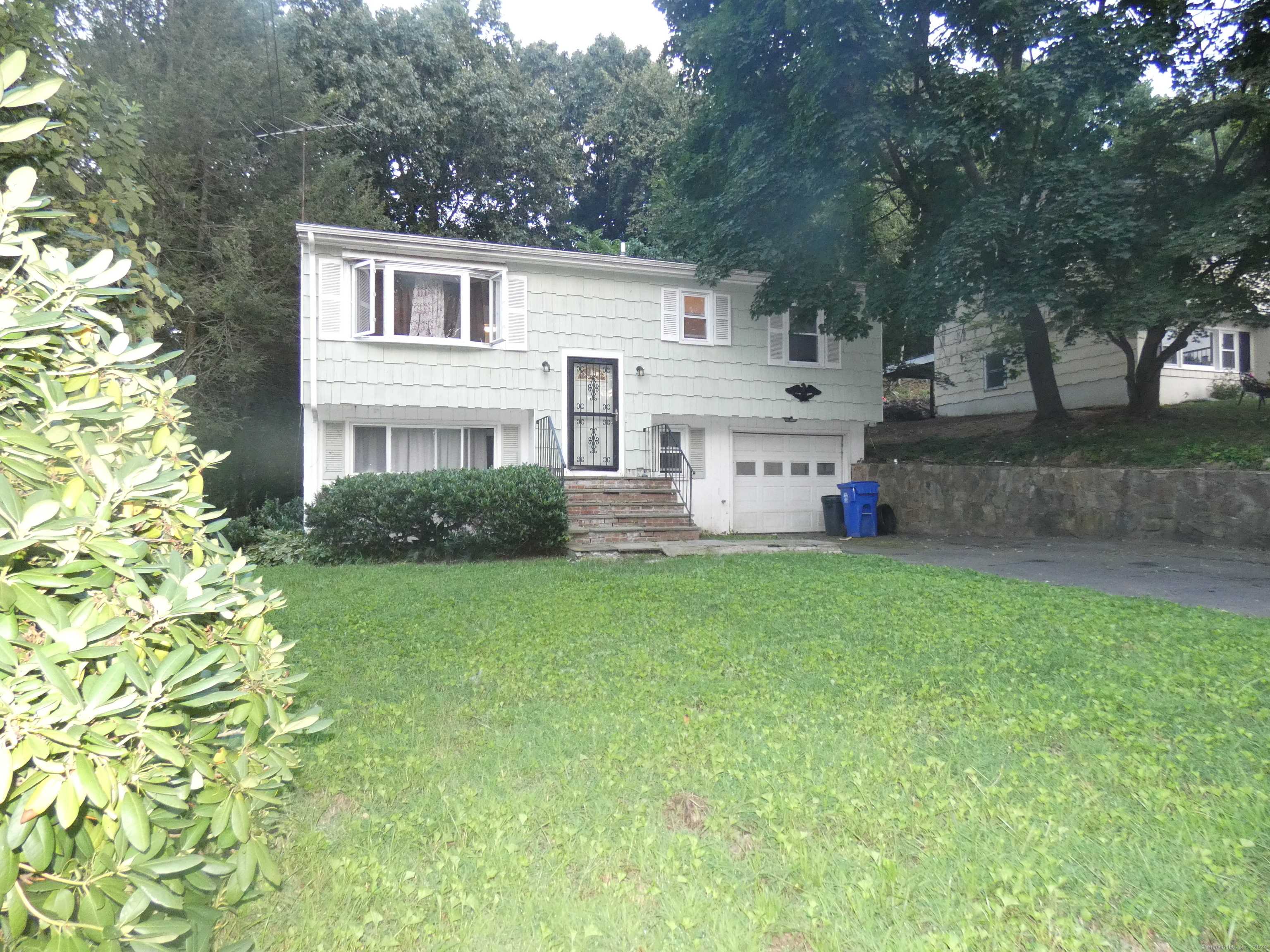 Norwalk, CT 06854,9 Marlin Drive