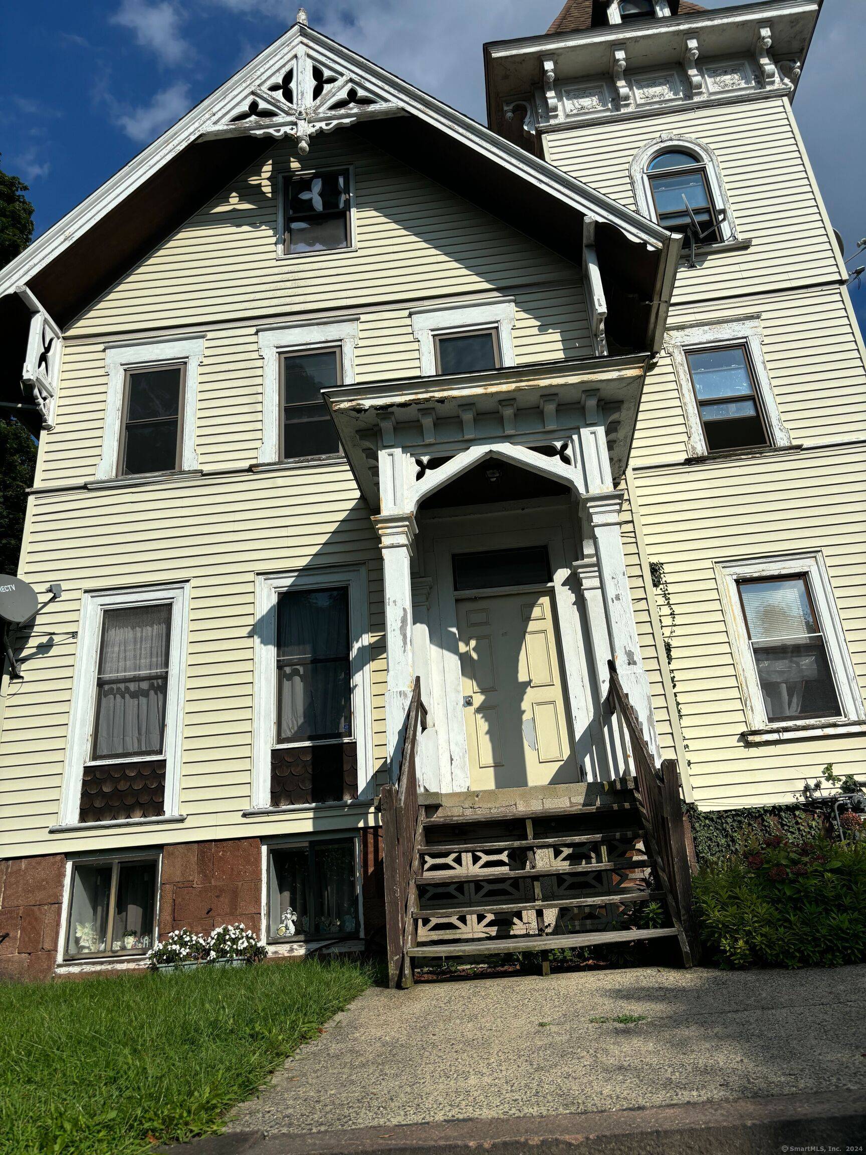 New Haven, CT 06513,95 Lenox Street #APT L