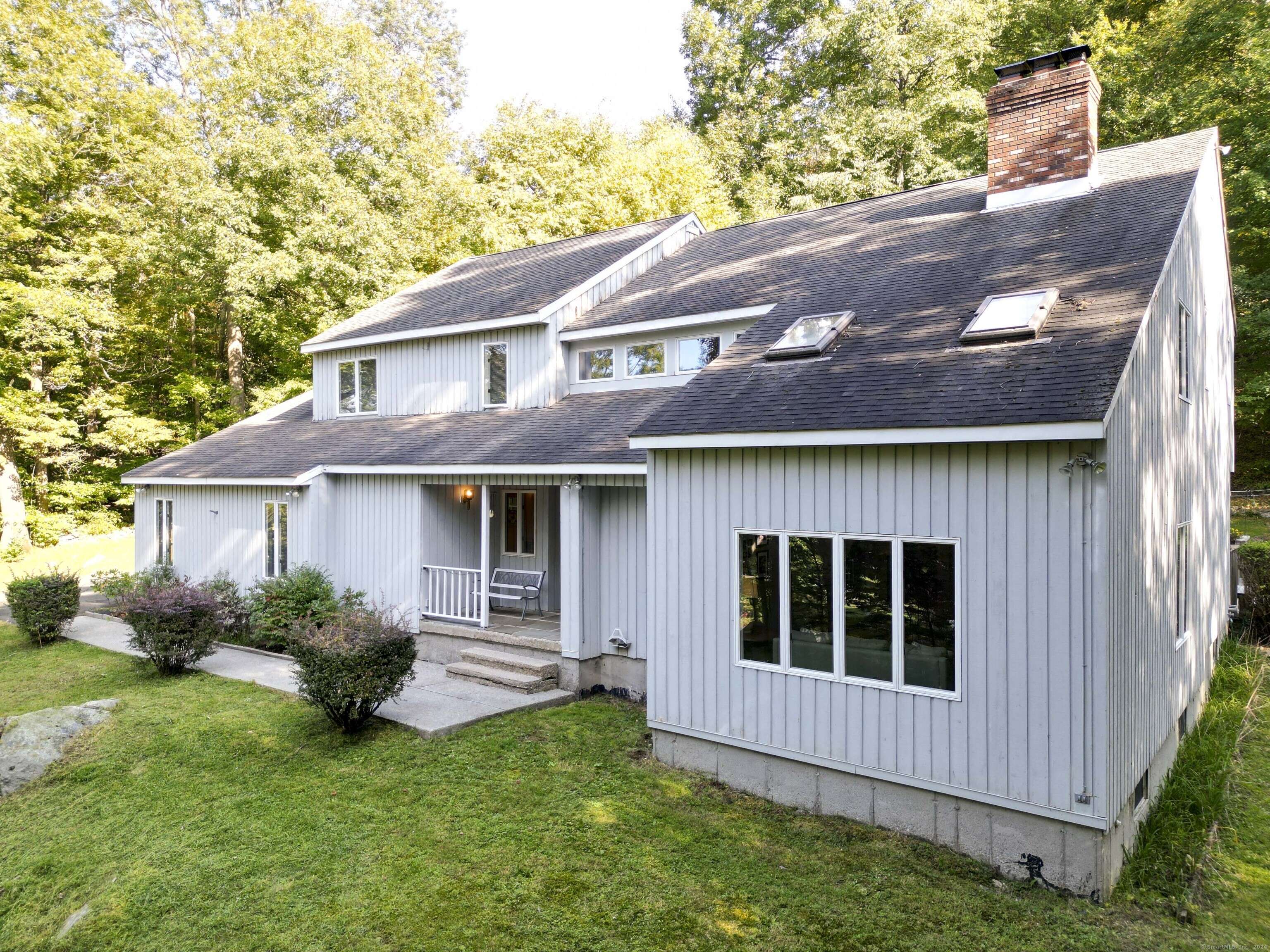 New Fairfield, CT 06812,49 Hillside Drive