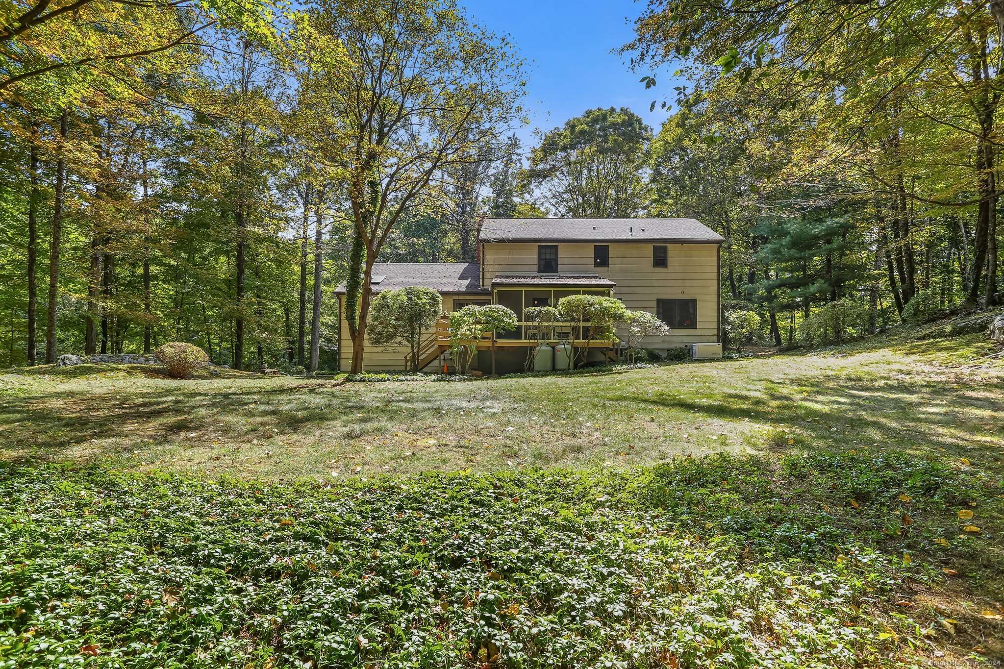 Wilton, CT 06897,8 Granite Drive