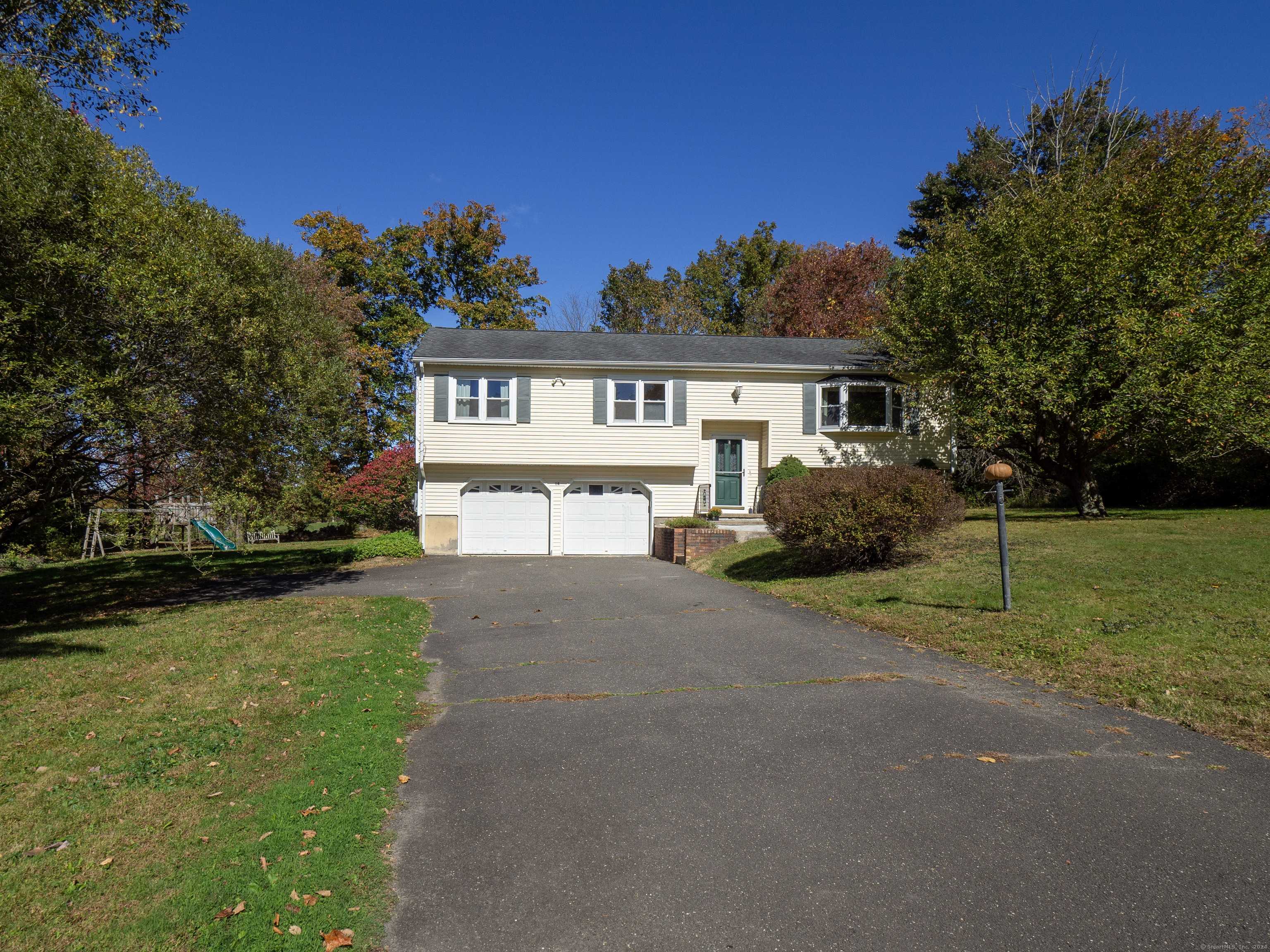 Ridgefield, CT 06877,14 Parley Road