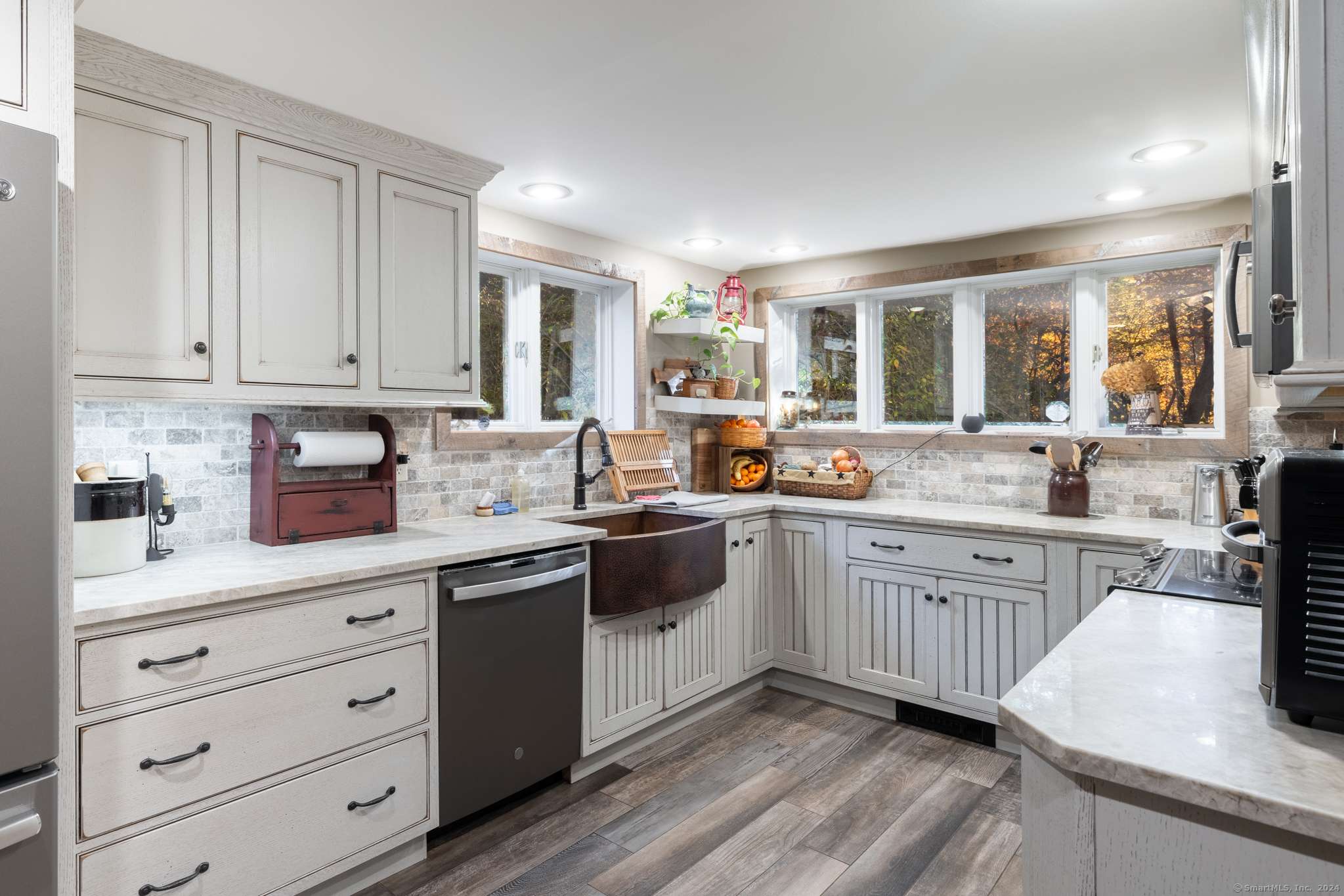 Bethany, CT 06524,81 Woods Road