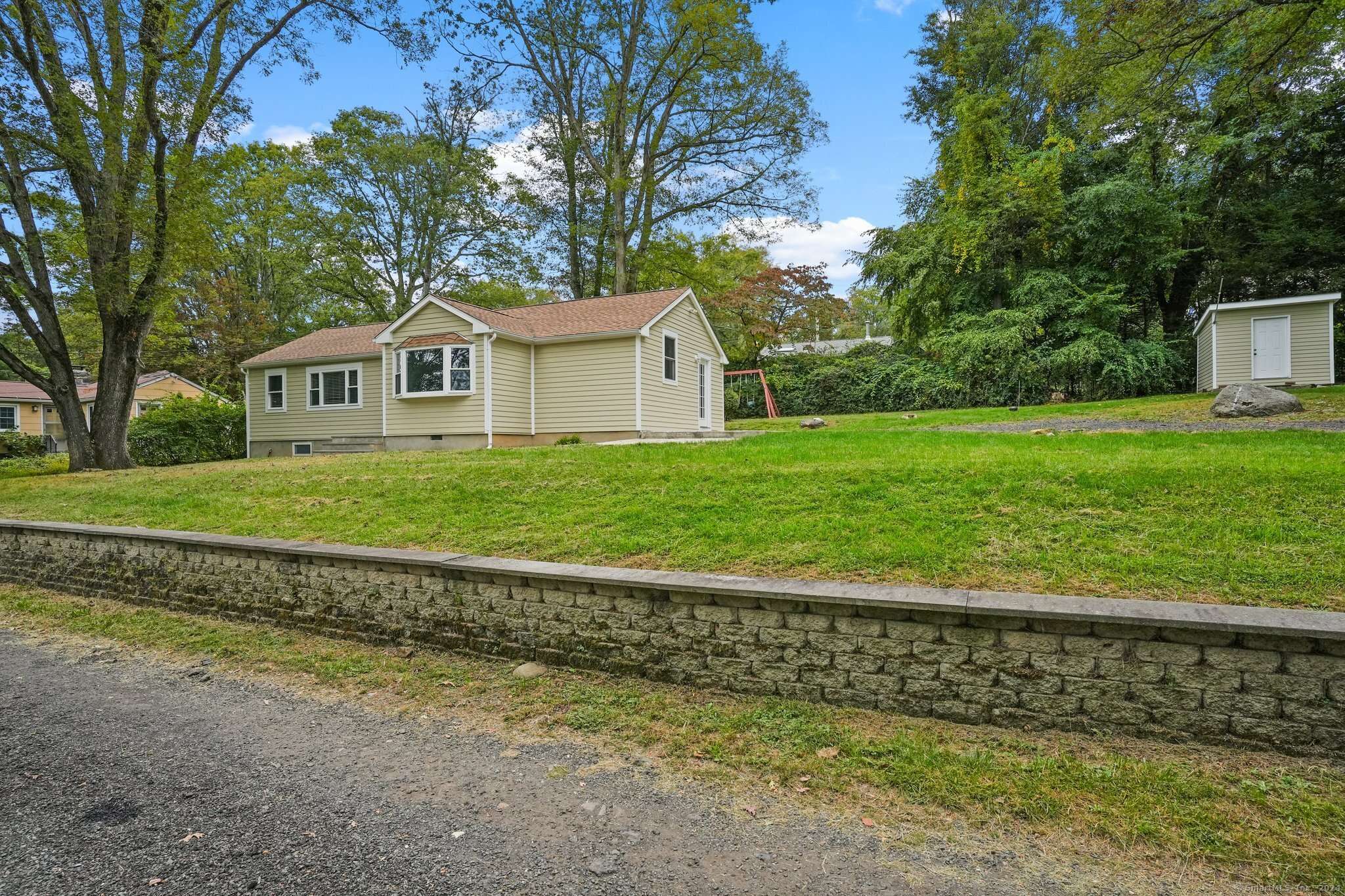 New Fairfield, CT 06812,8 Cypress Street