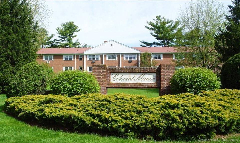 Milford, CT 06460,1060 New Haven Avenue #APT 14