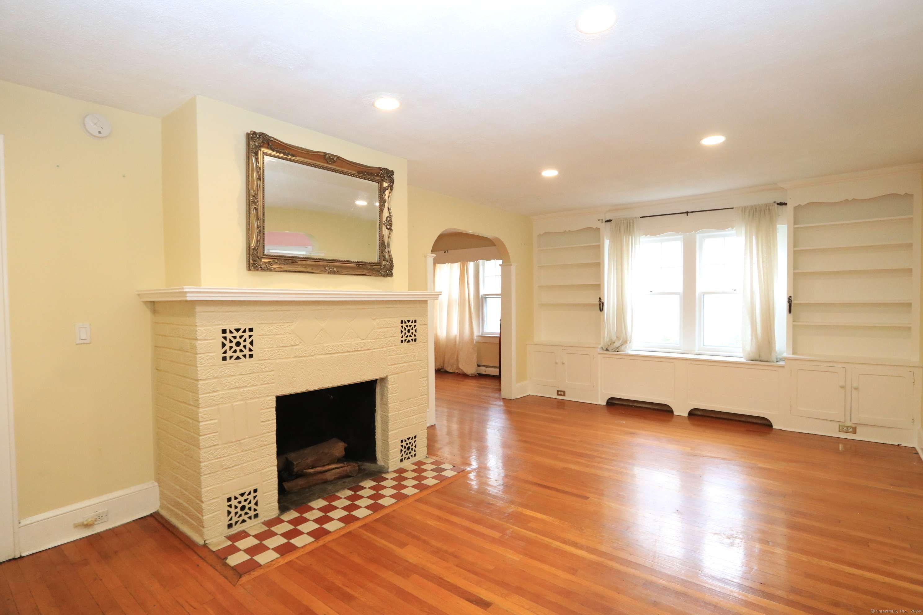 Norwalk, CT 06851,25 Muriel Street