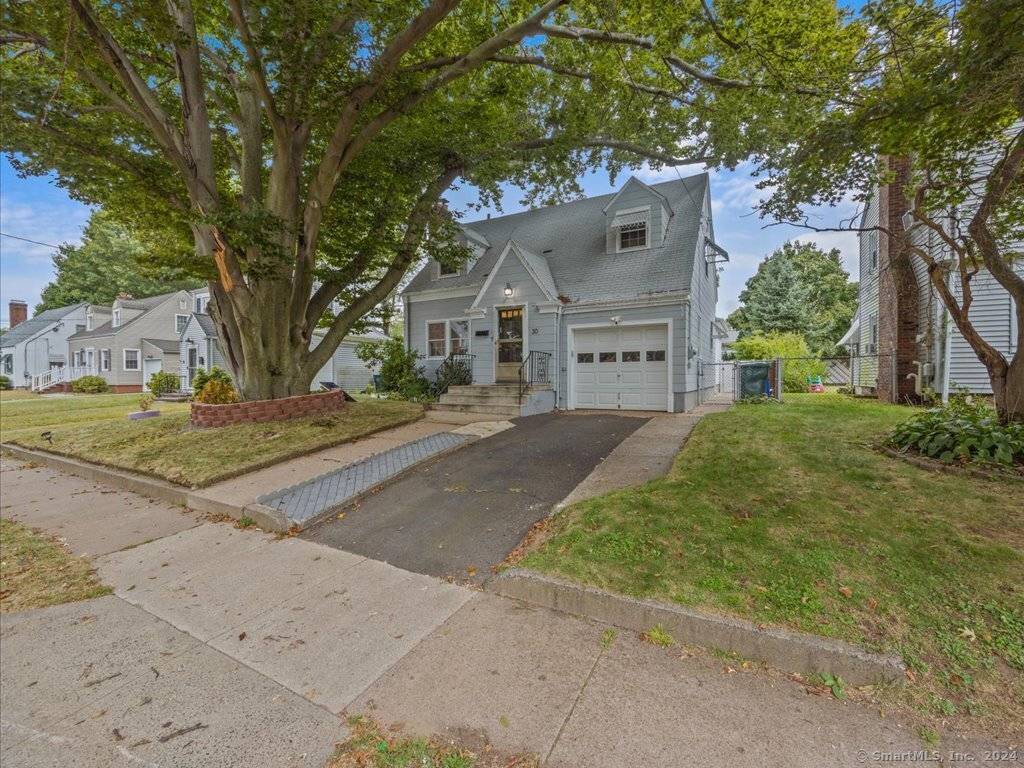 Hamden, CT 06514,30 Taft Street