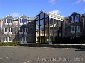 Old Saybrook, CT 06475,929-11 Boston Post Road