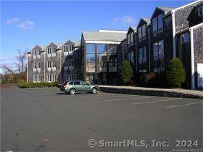 Old Saybrook, CT 06475,929-11 Boston Post Road