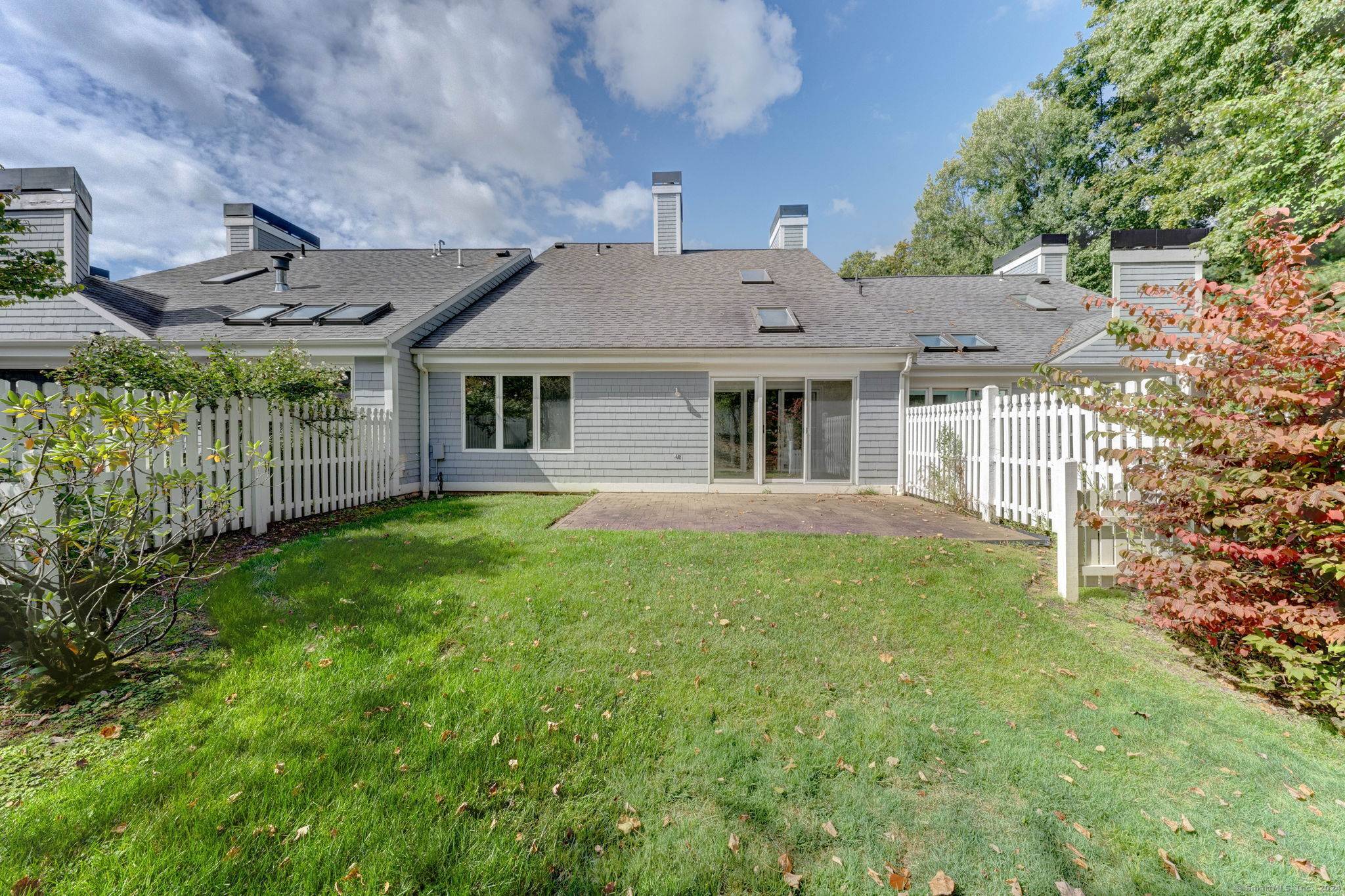 Westport, CT 06880,229 Lansdowne #229